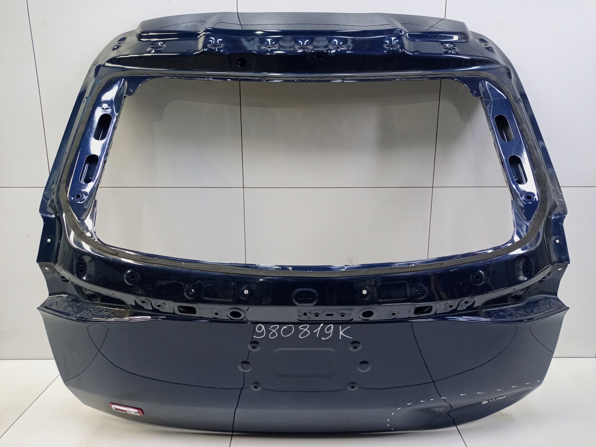 Крышка багажника Omoda C5