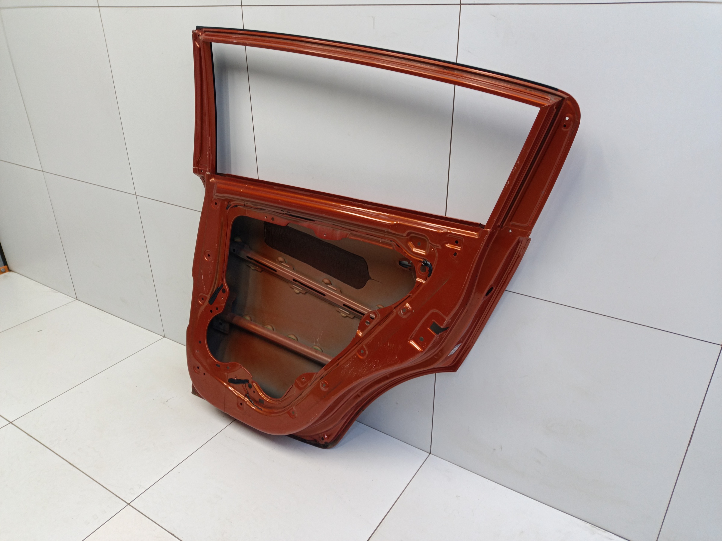 Дверь задняя правая Kia Sportage 4