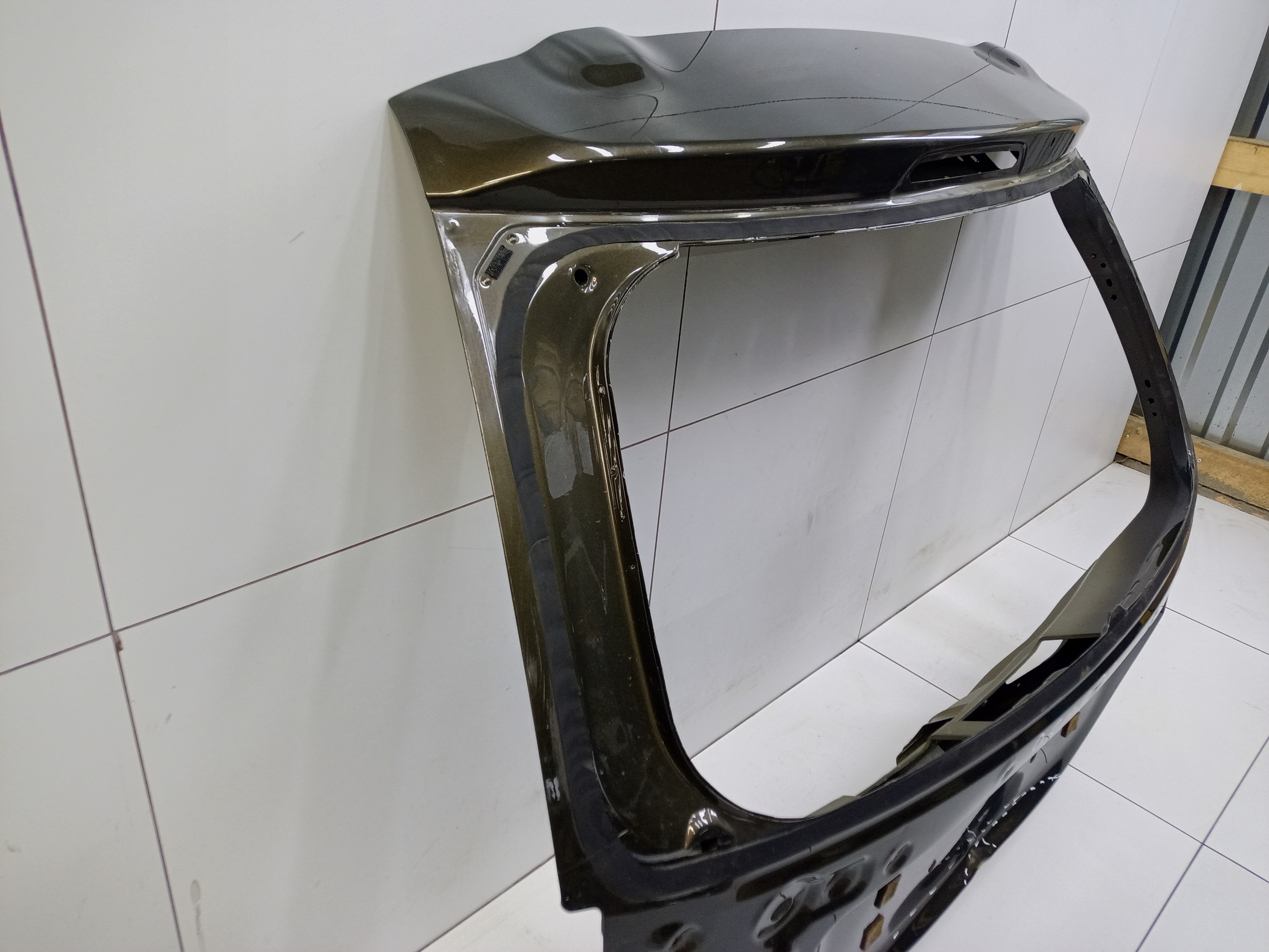 Крышка багажника Mitsubishi Outlander 3 Restail 2 без камеры