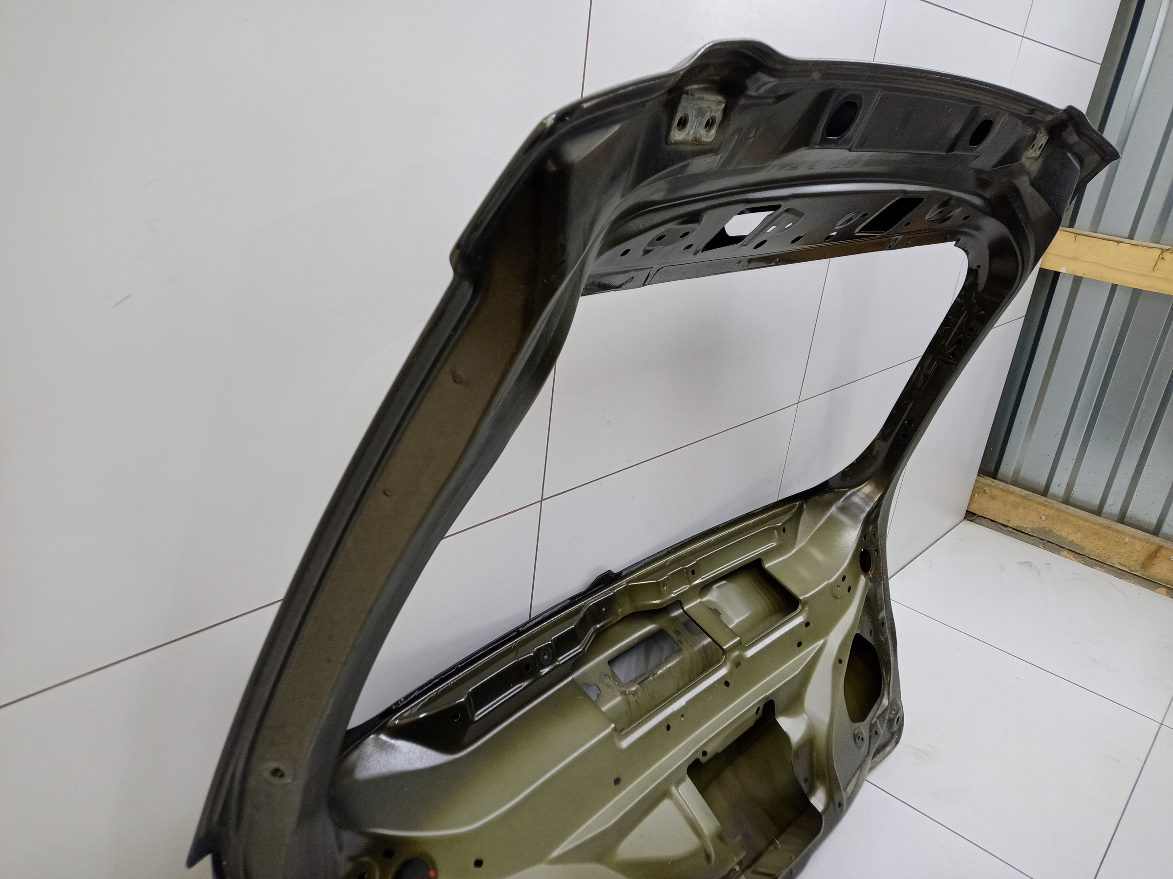 Крышка багажника Mitsubishi Outlander 3 Restail 2 без камеры