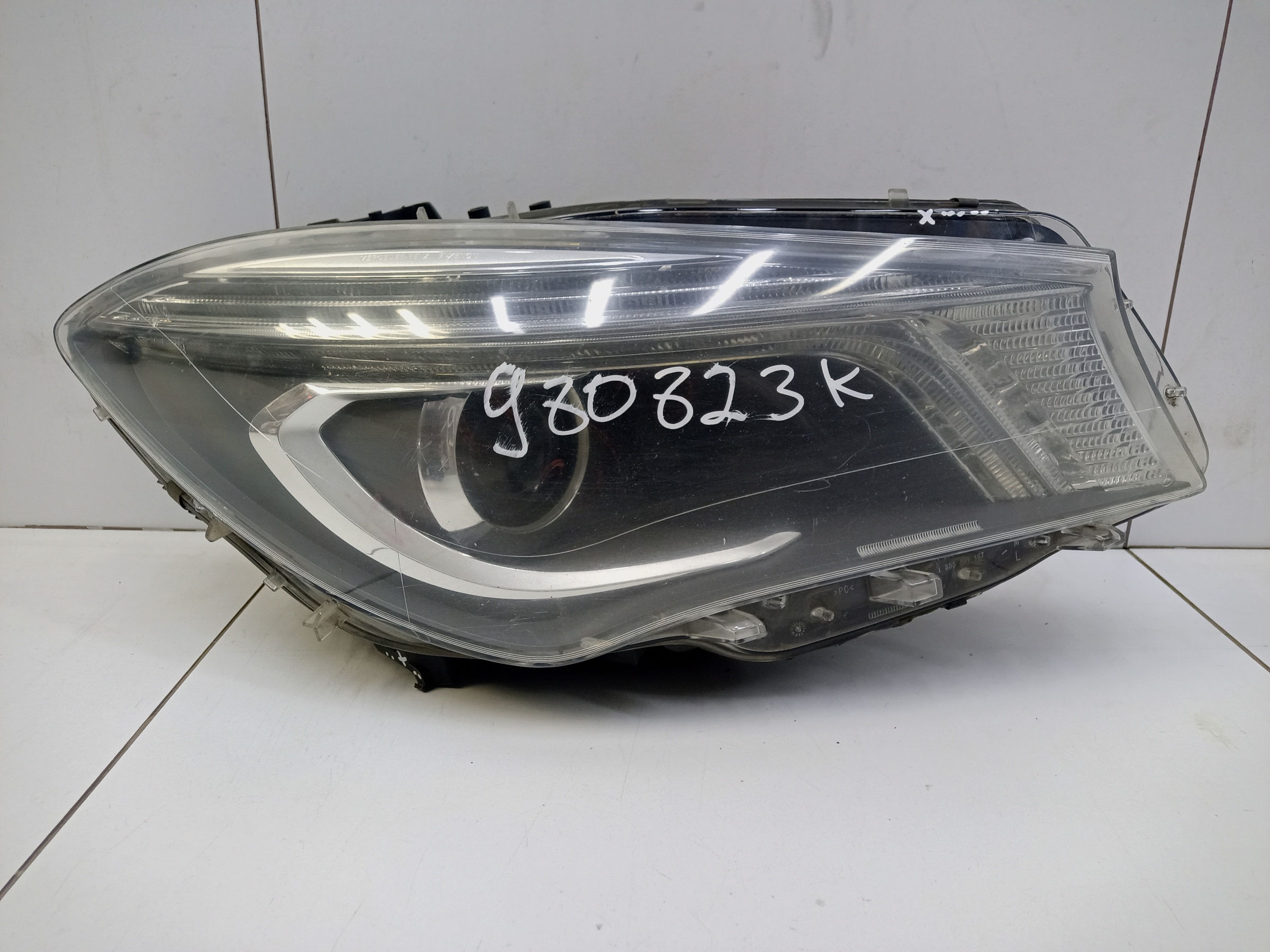 Фара передняя правая Mercedes Benz CLA-Klasse C117 ксенон