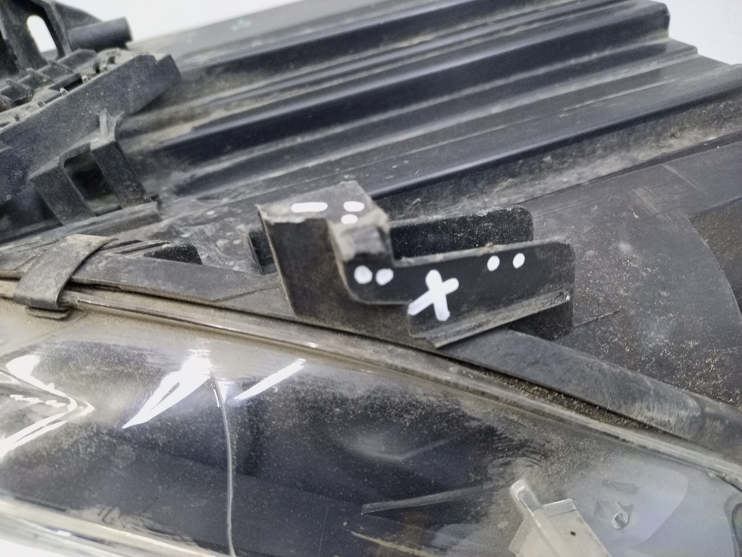 Фара передняя правая Mercedes Benz CLA-Klasse C117 ксенон