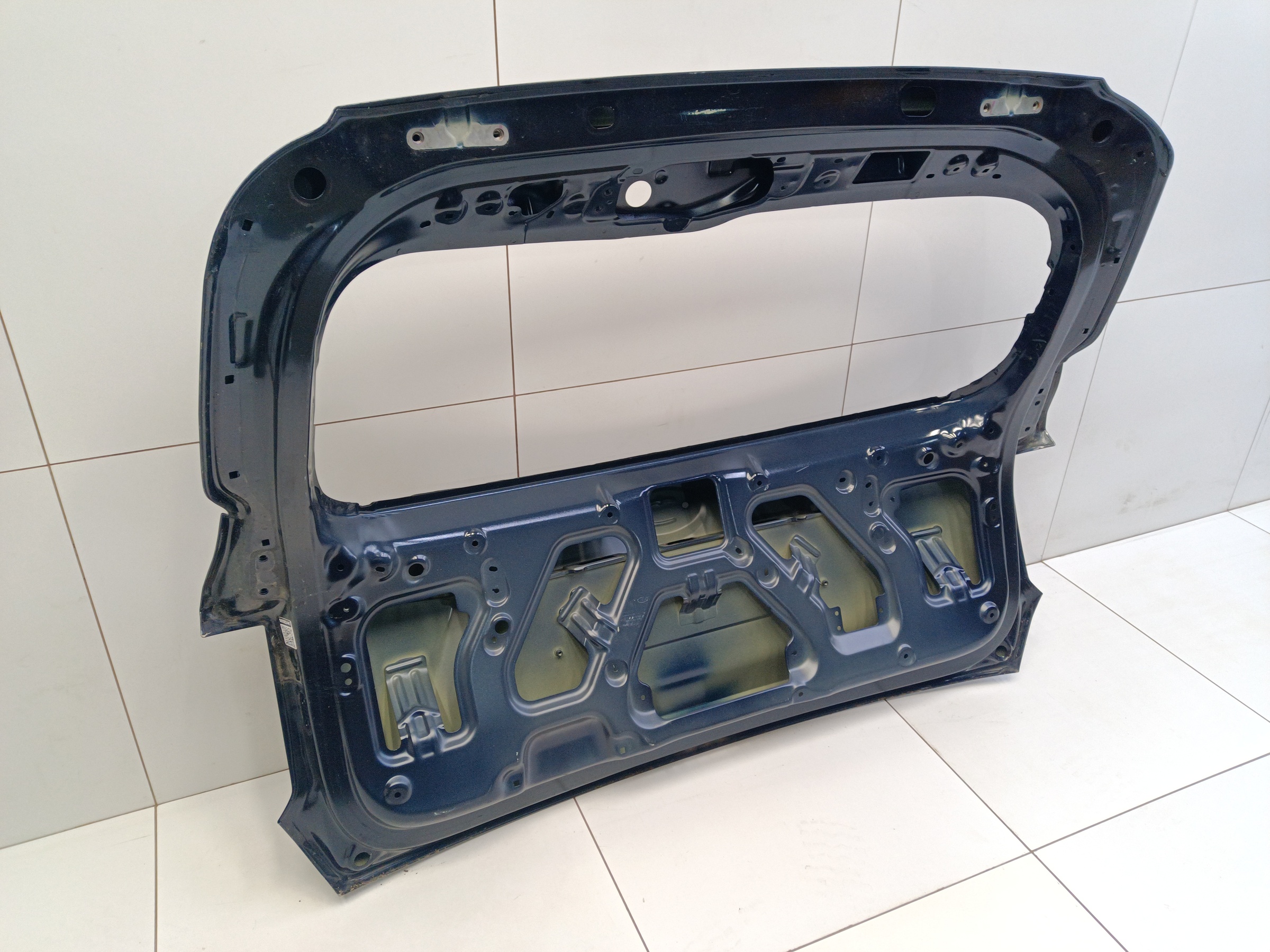 Крышка багажника Kia Sorento 4