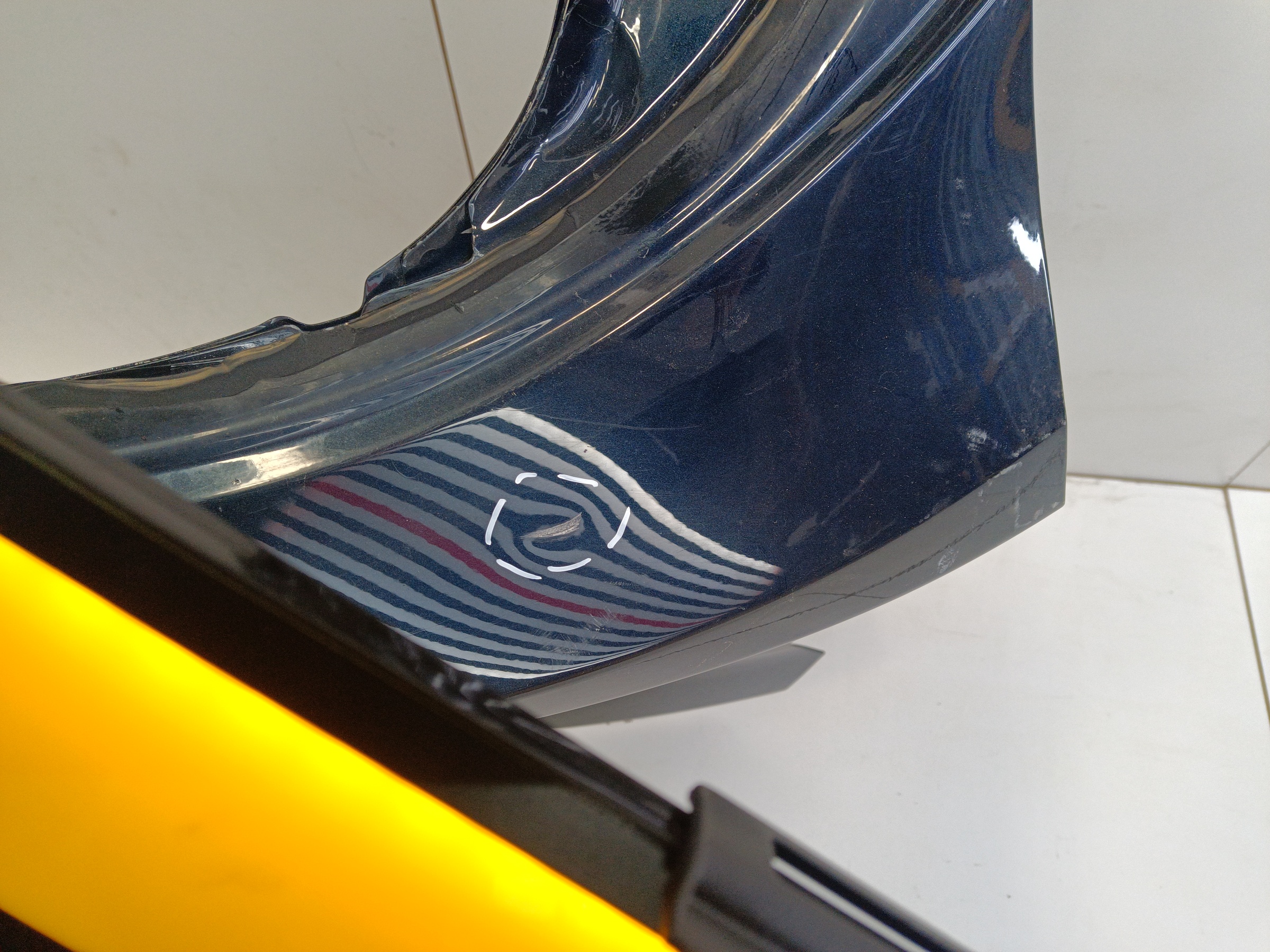 Крышка багажника Kia Sorento 4