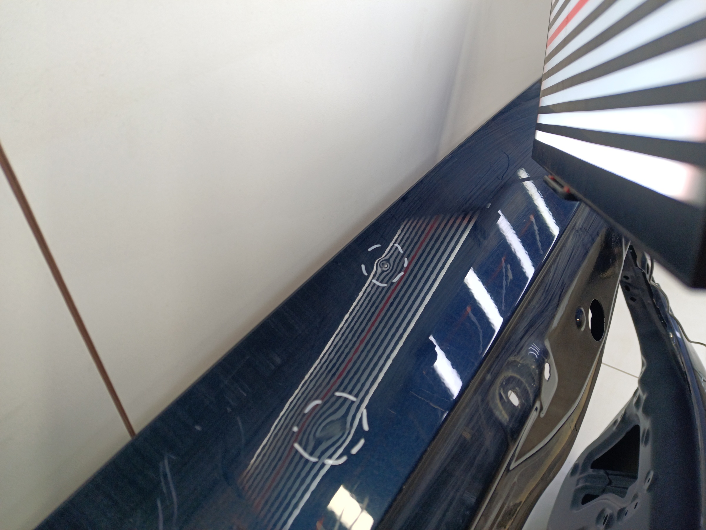 Крышка багажника Kia Sorento 4