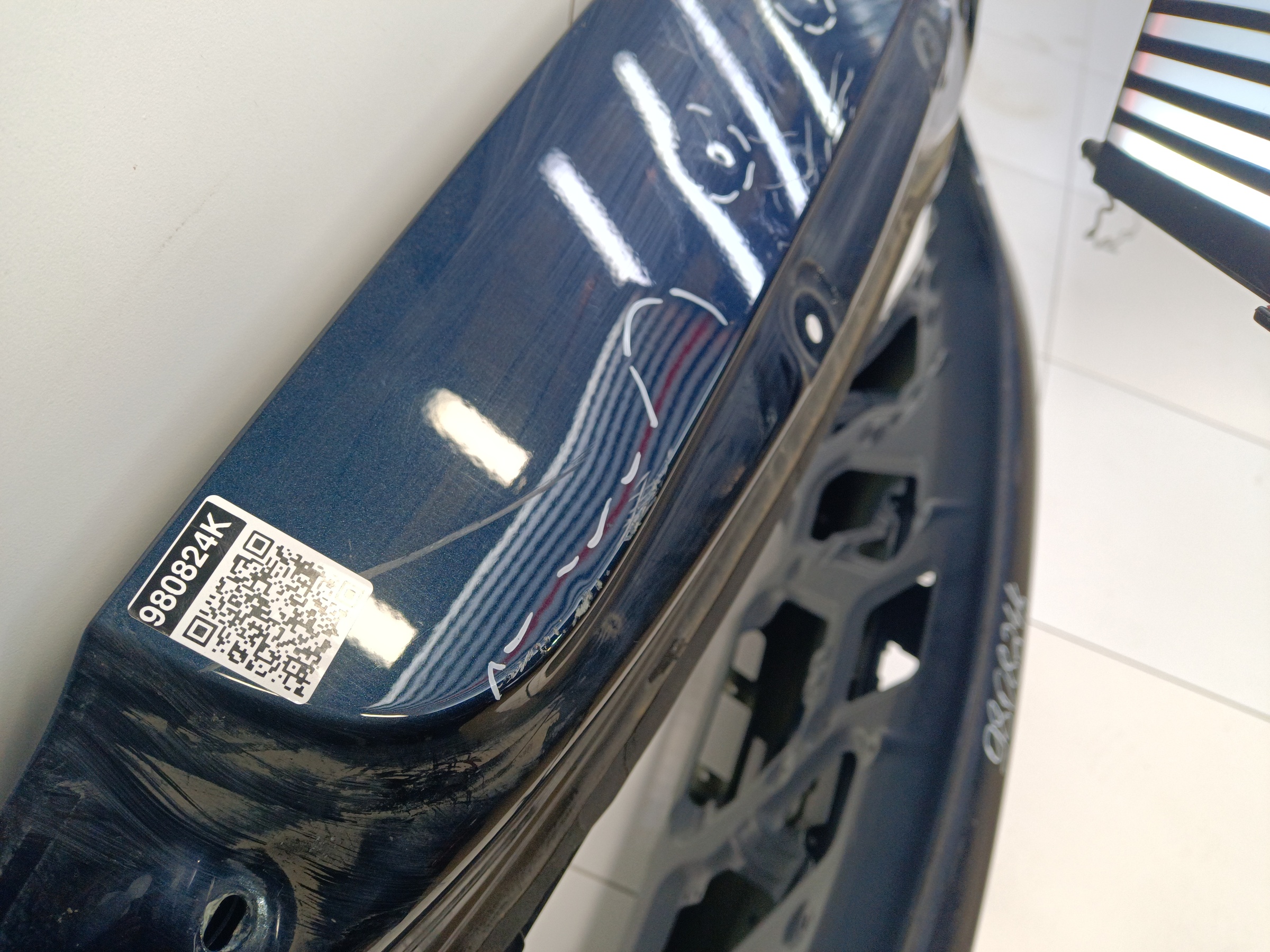 Крышка багажника Kia Sorento 4