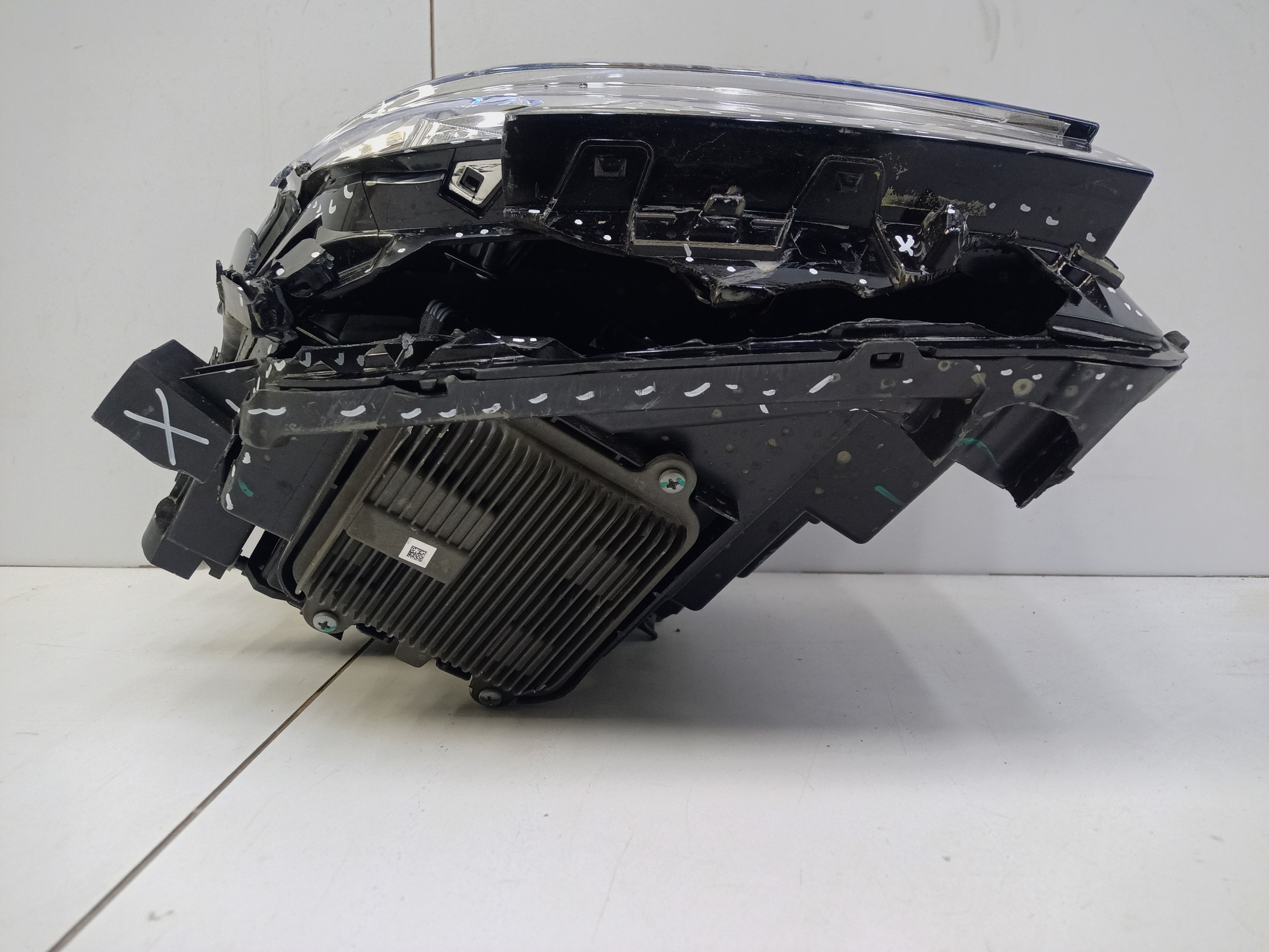 Фара передняя правая Tank 500 LED