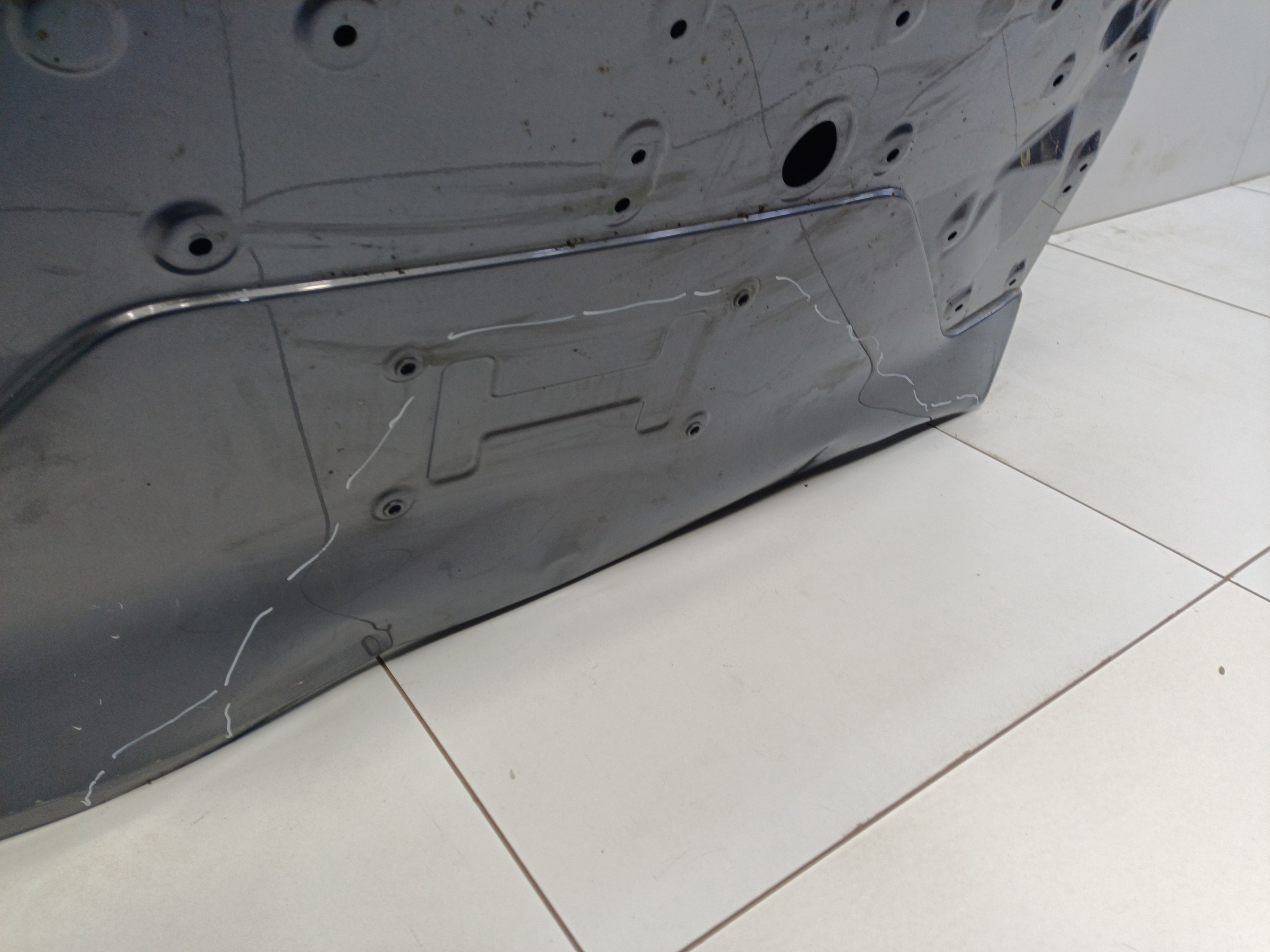 Крышка багажника Jetour Dashing