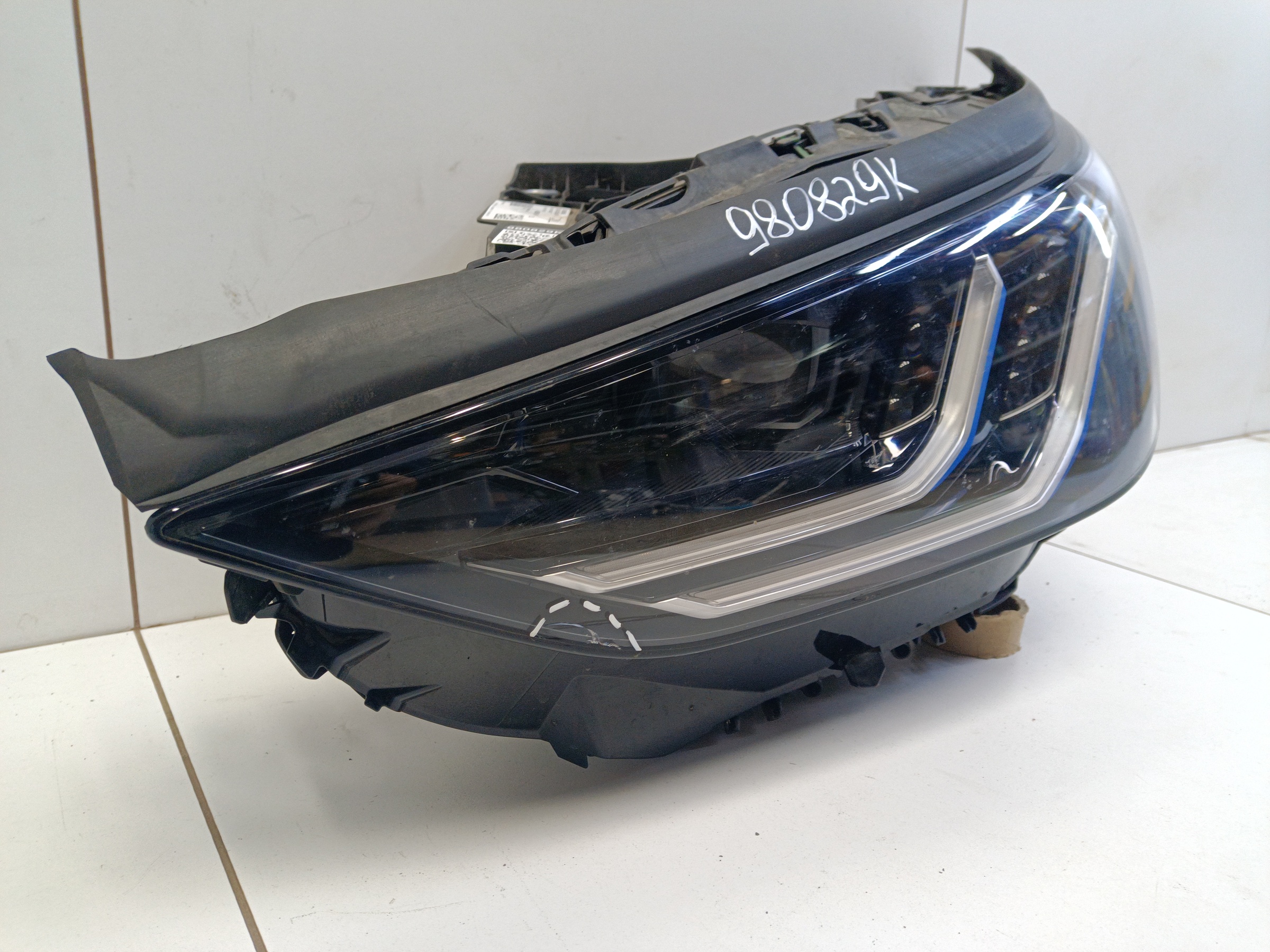 Фара передняя левая BMW X3 G45 LED