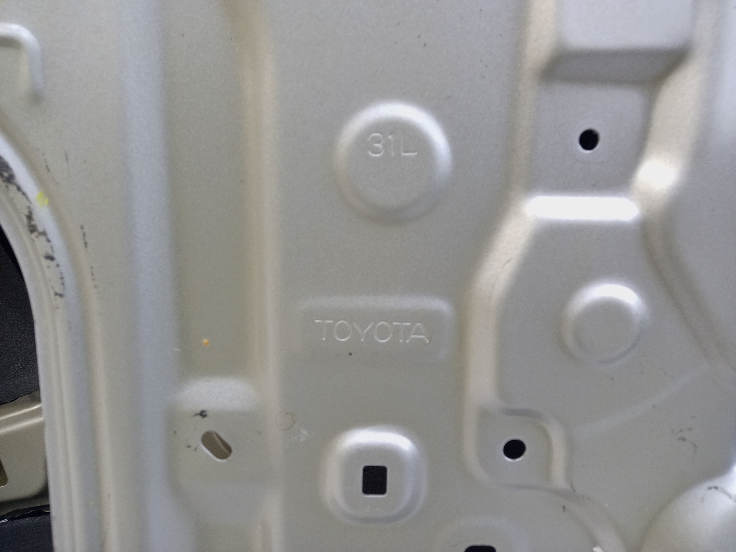 Дверь задняя левая Toyota RAV4 XA50