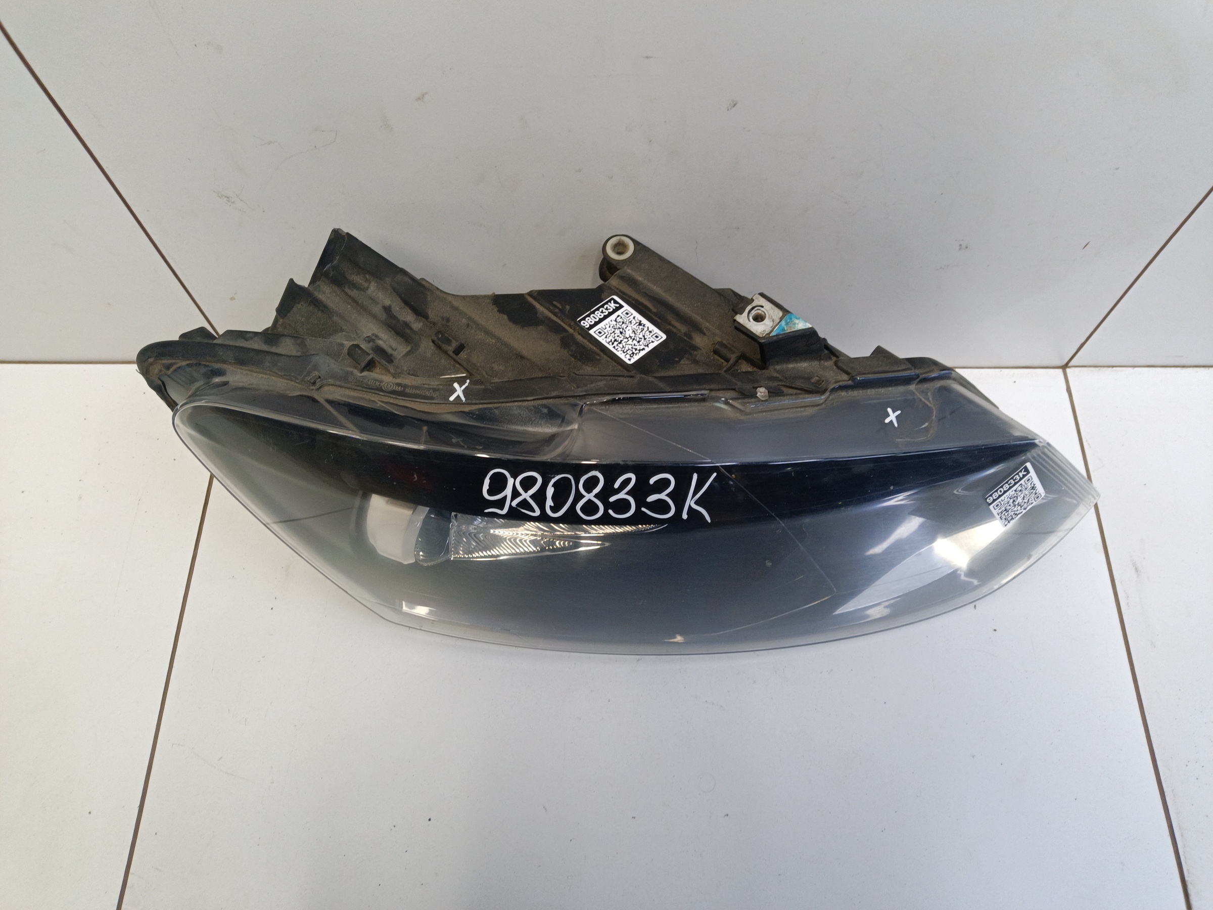 Фара передняя правая Volkswagen Polo 5 Sedan галоген