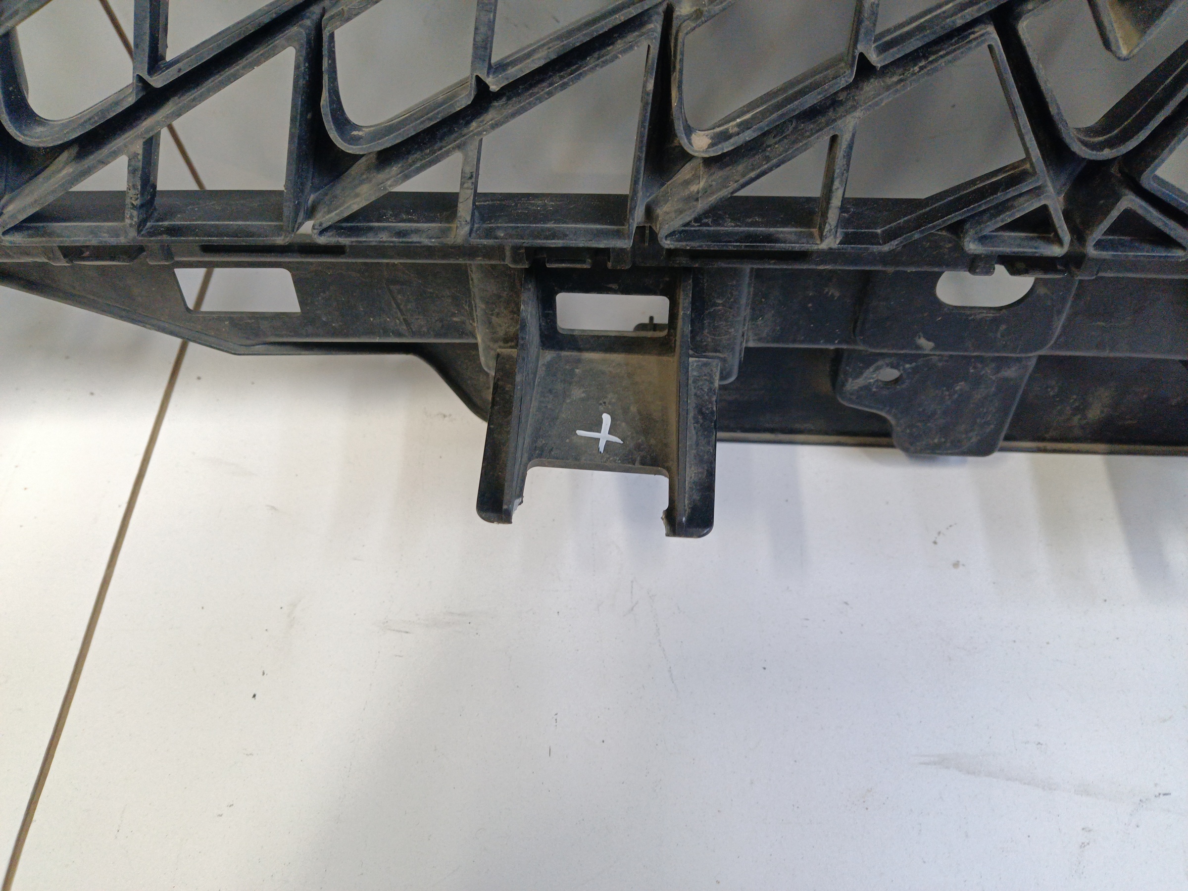 Решетка радиатора Haval M6 2