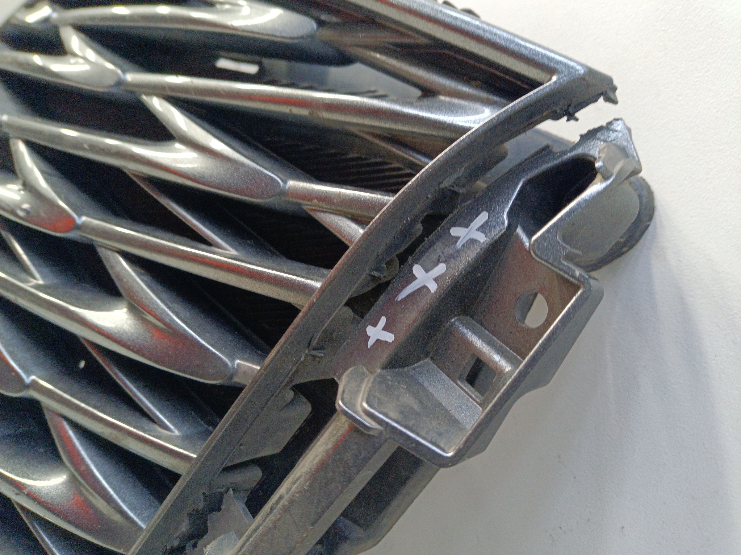 Решетка радиатора Haval M6 2