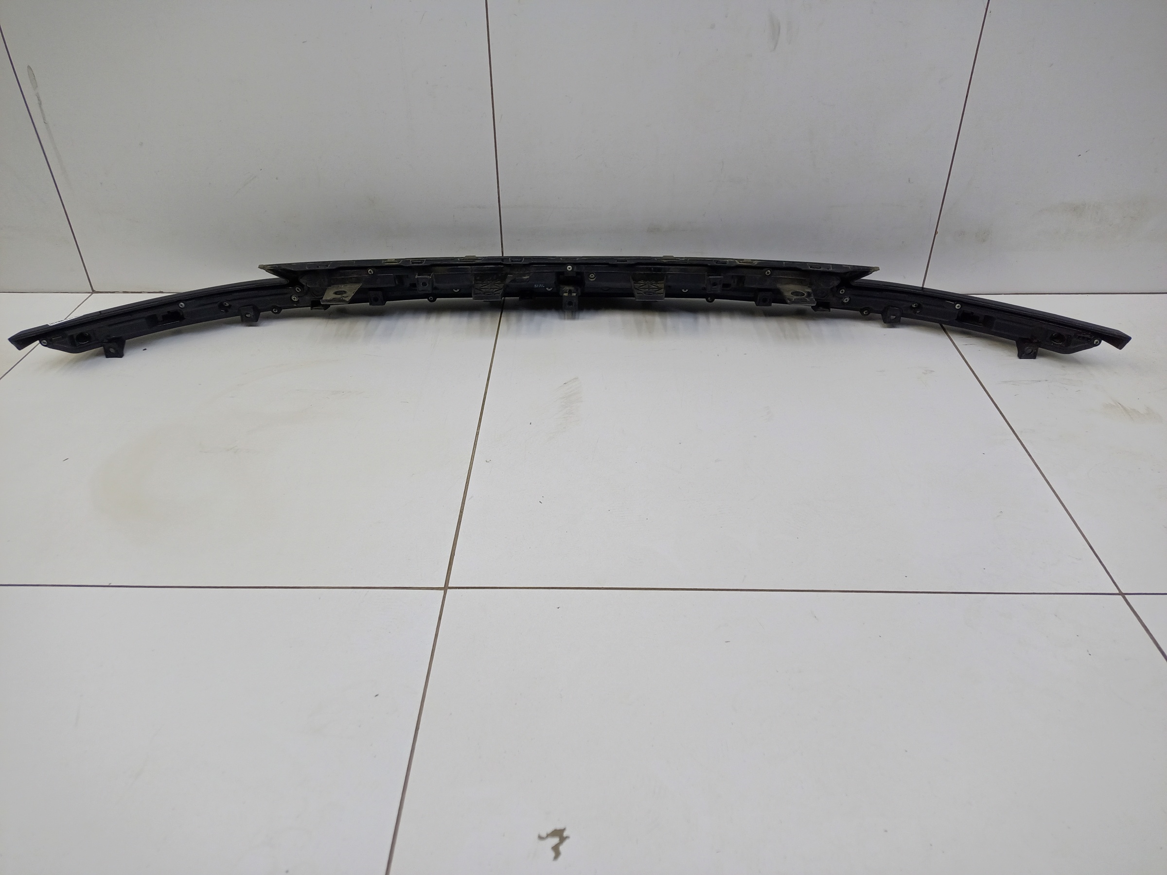 Накладка решетки радиатора верхняя Changan CS55Plus Restail LED