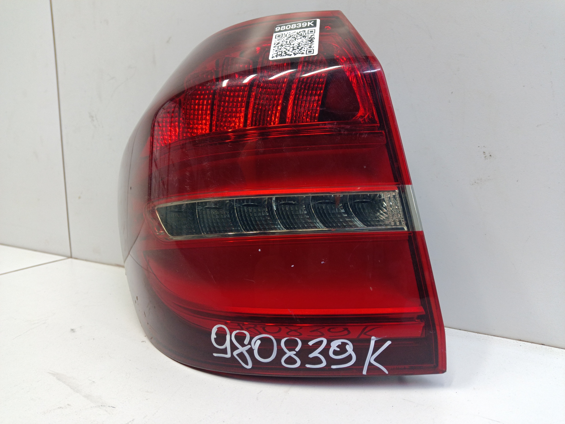 Фонарь задний левый наружный Mercedes-Benz GL-klasse X166 LED