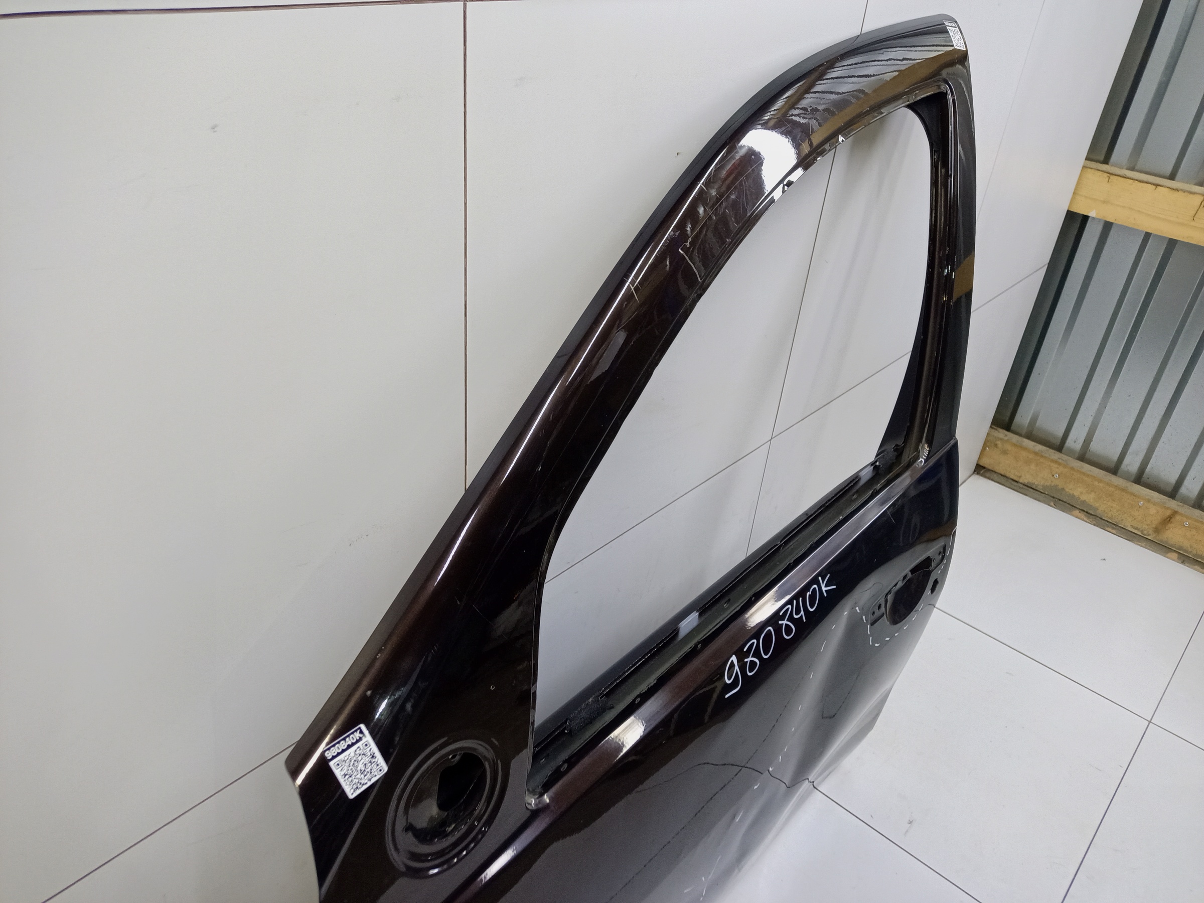 Дверь передняя левая Renault Duster 1 / Sandero 1 Stepway