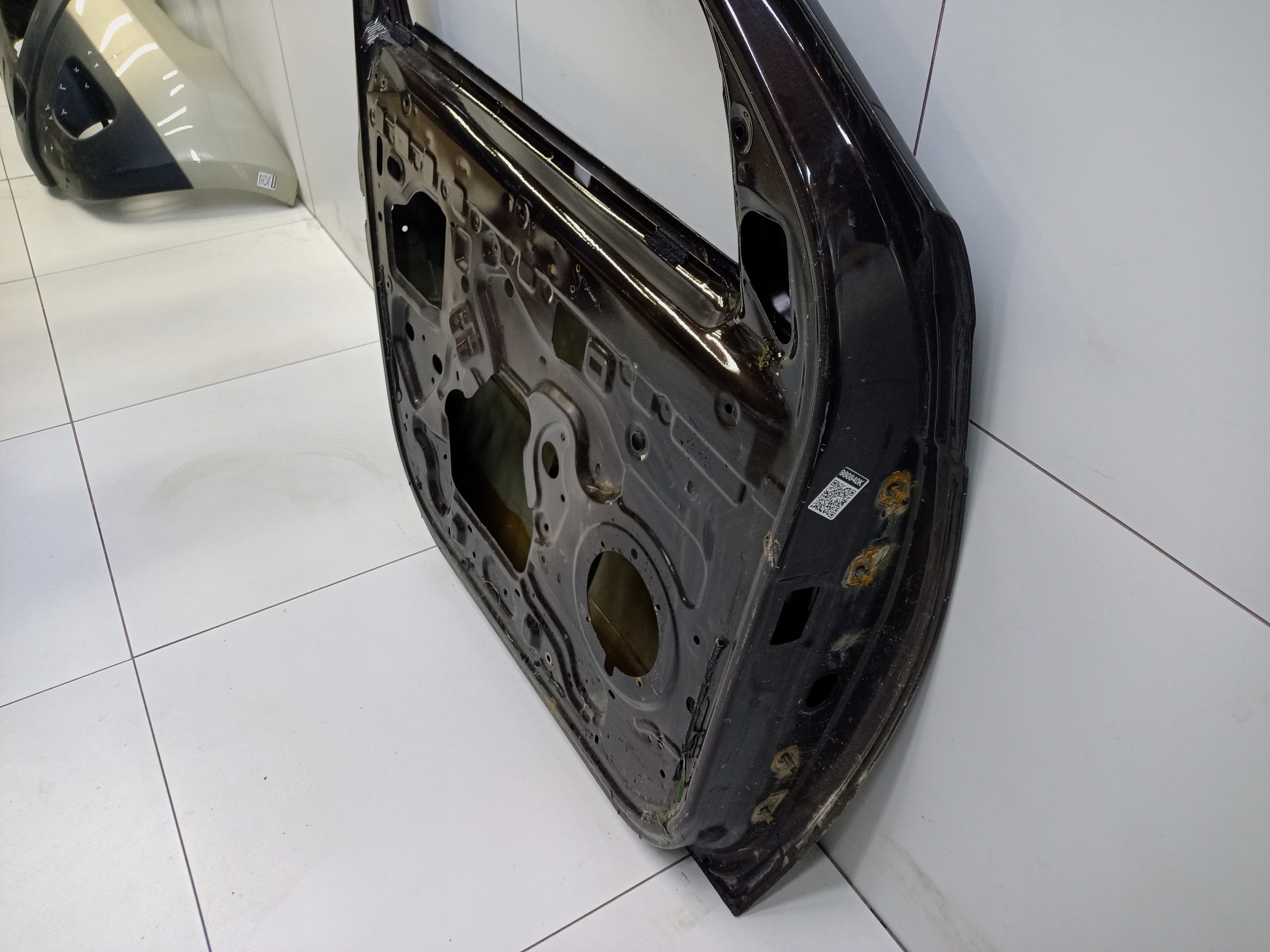 Дверь передняя левая Renault Duster 1 / Sandero 1 Stepway