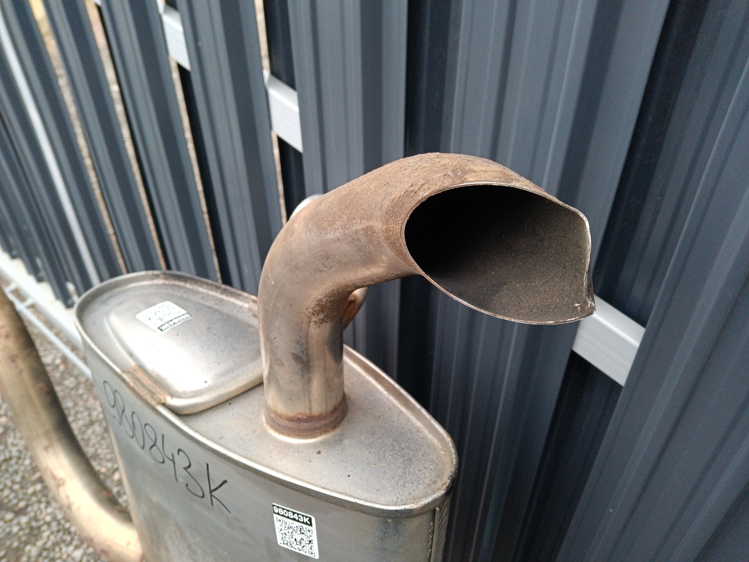 Глушитель Geely Monjaro