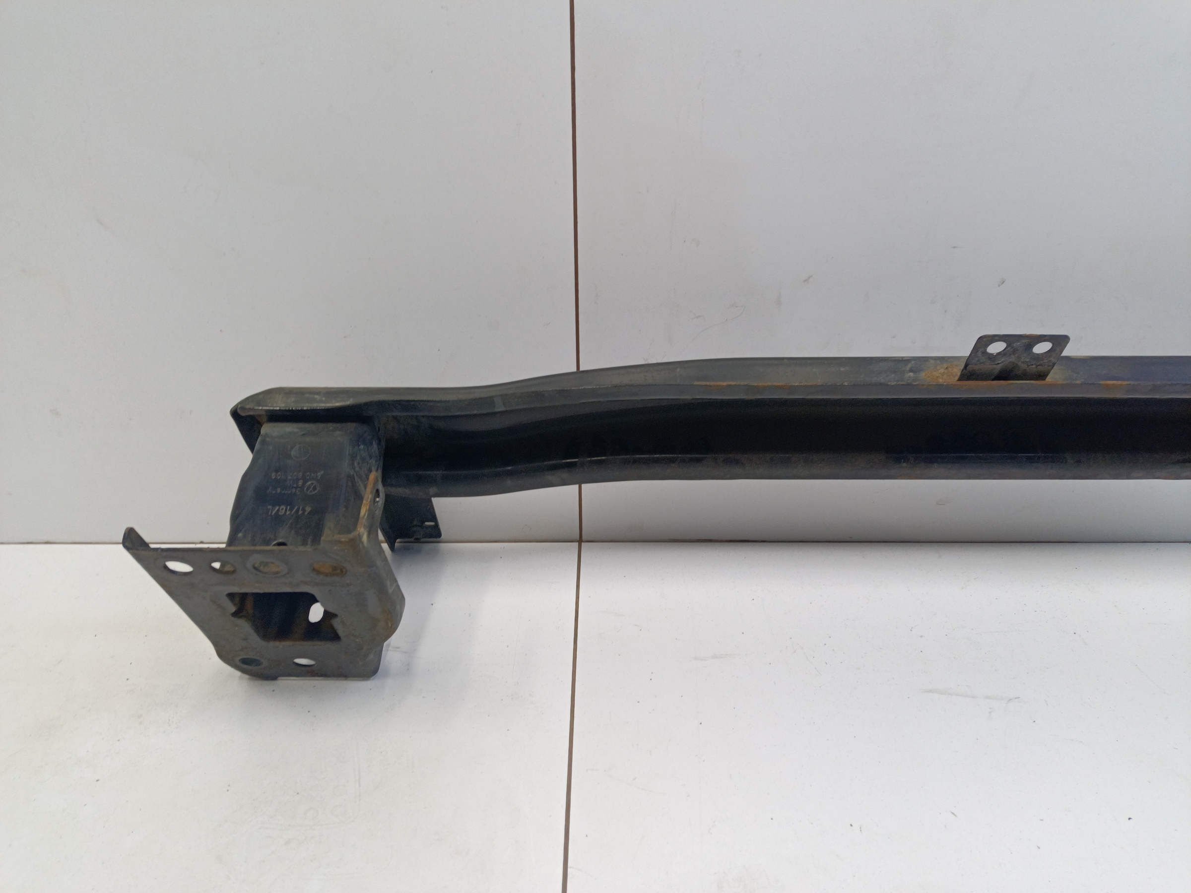 Усилитель переднего бампера Volkswagen Tiguan 1 Restail