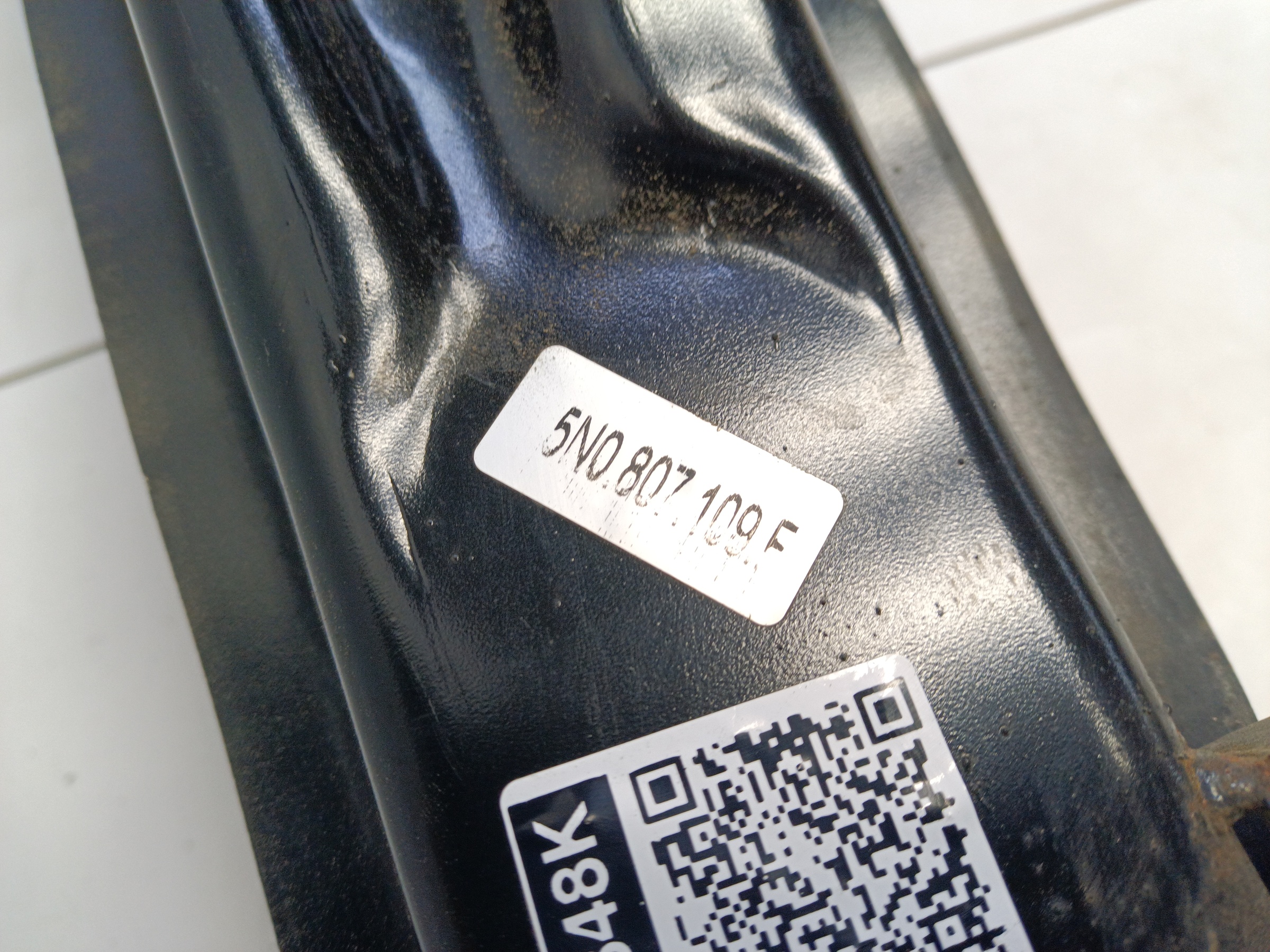 Усилитель переднего бампера Volkswagen Tiguan 1 Restail