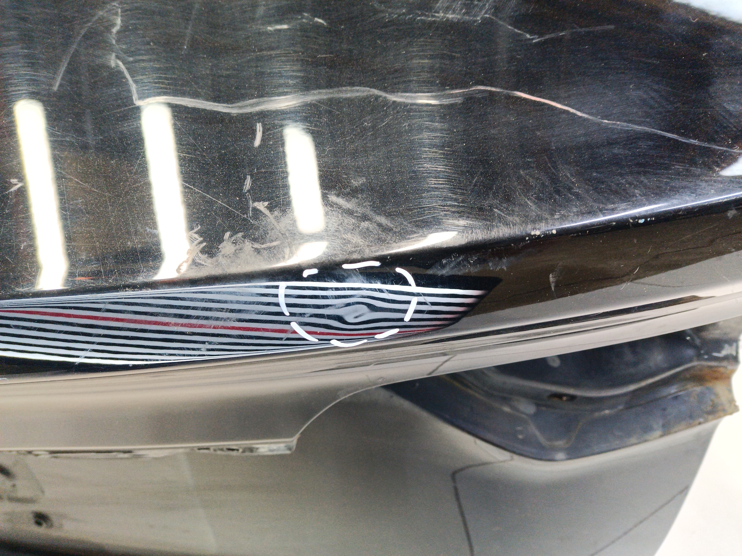 Крышка багажника Geely Tugella