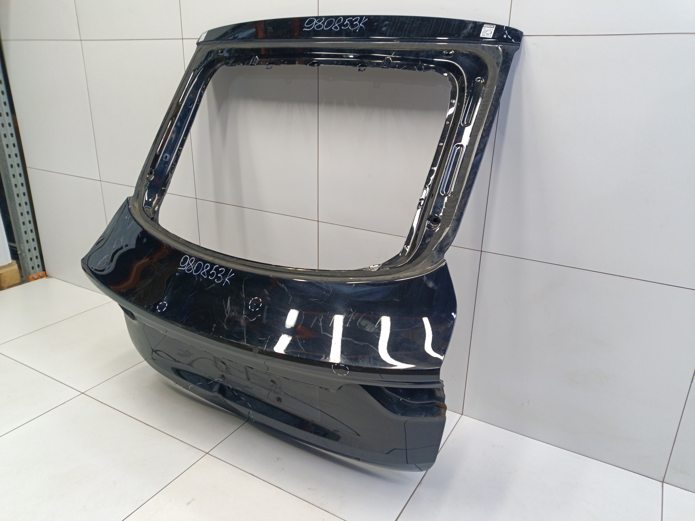 Крышка багажника Geely Tugella