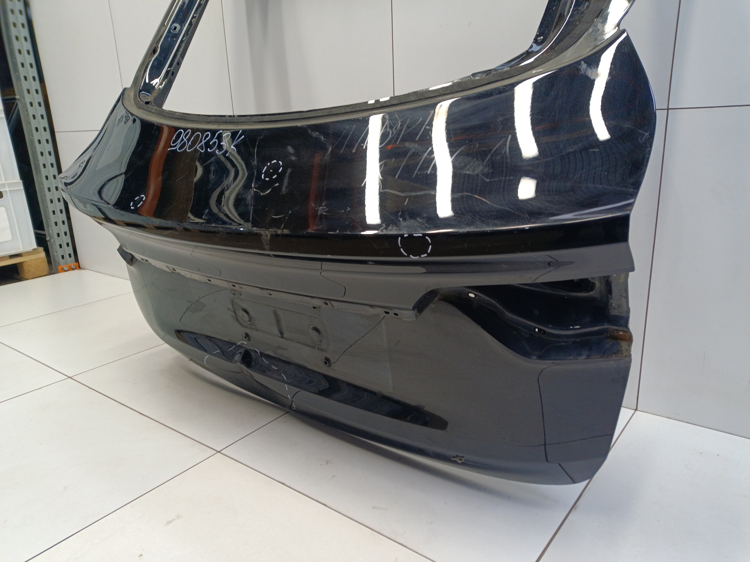 Крышка багажника Geely Tugella