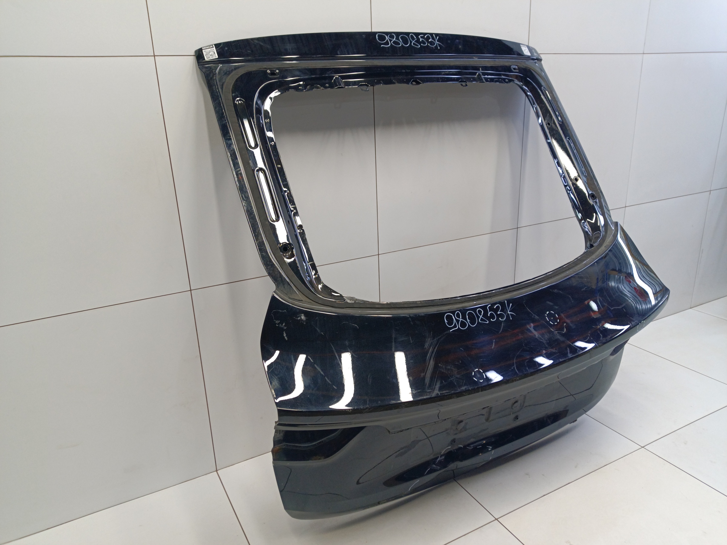 Крышка багажника Geely Tugella