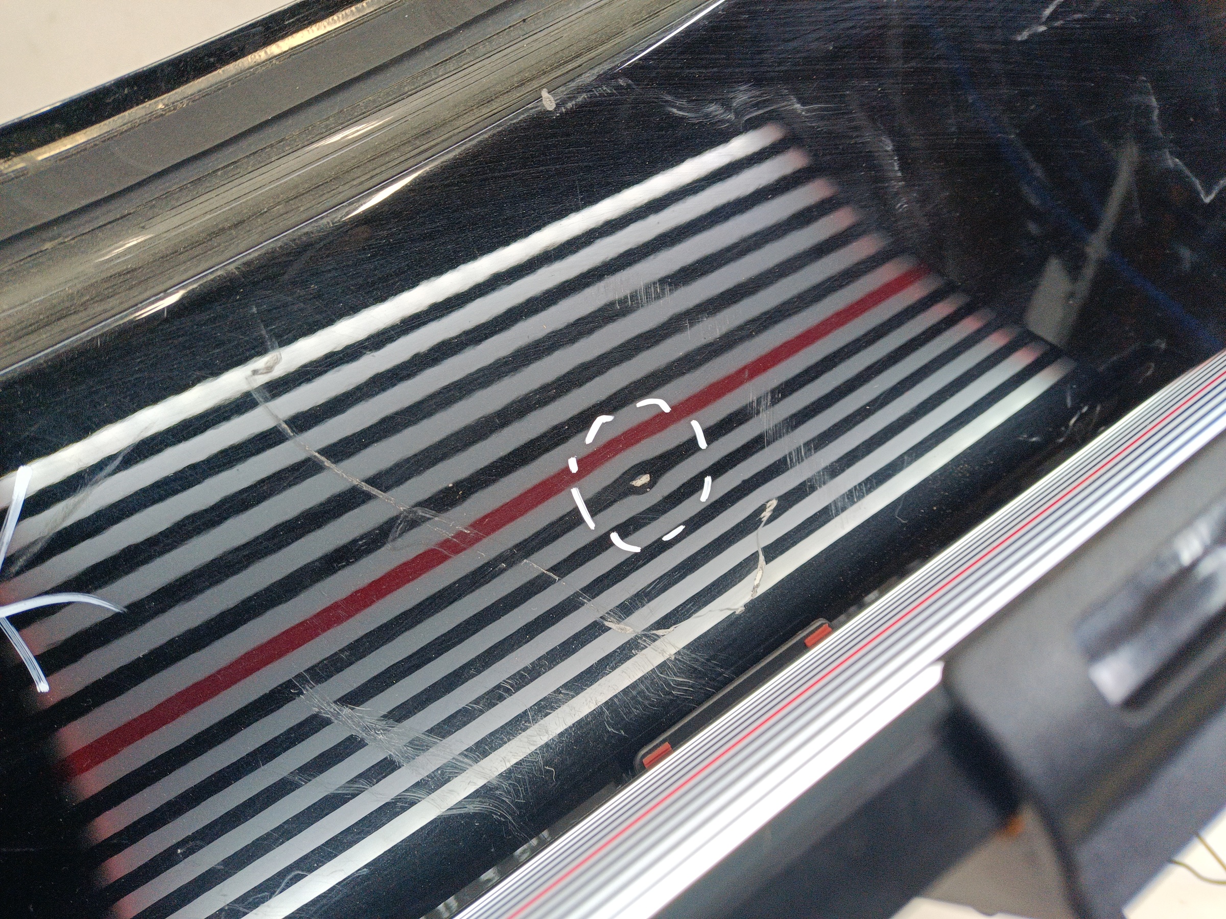 Крышка багажника Geely Tugella