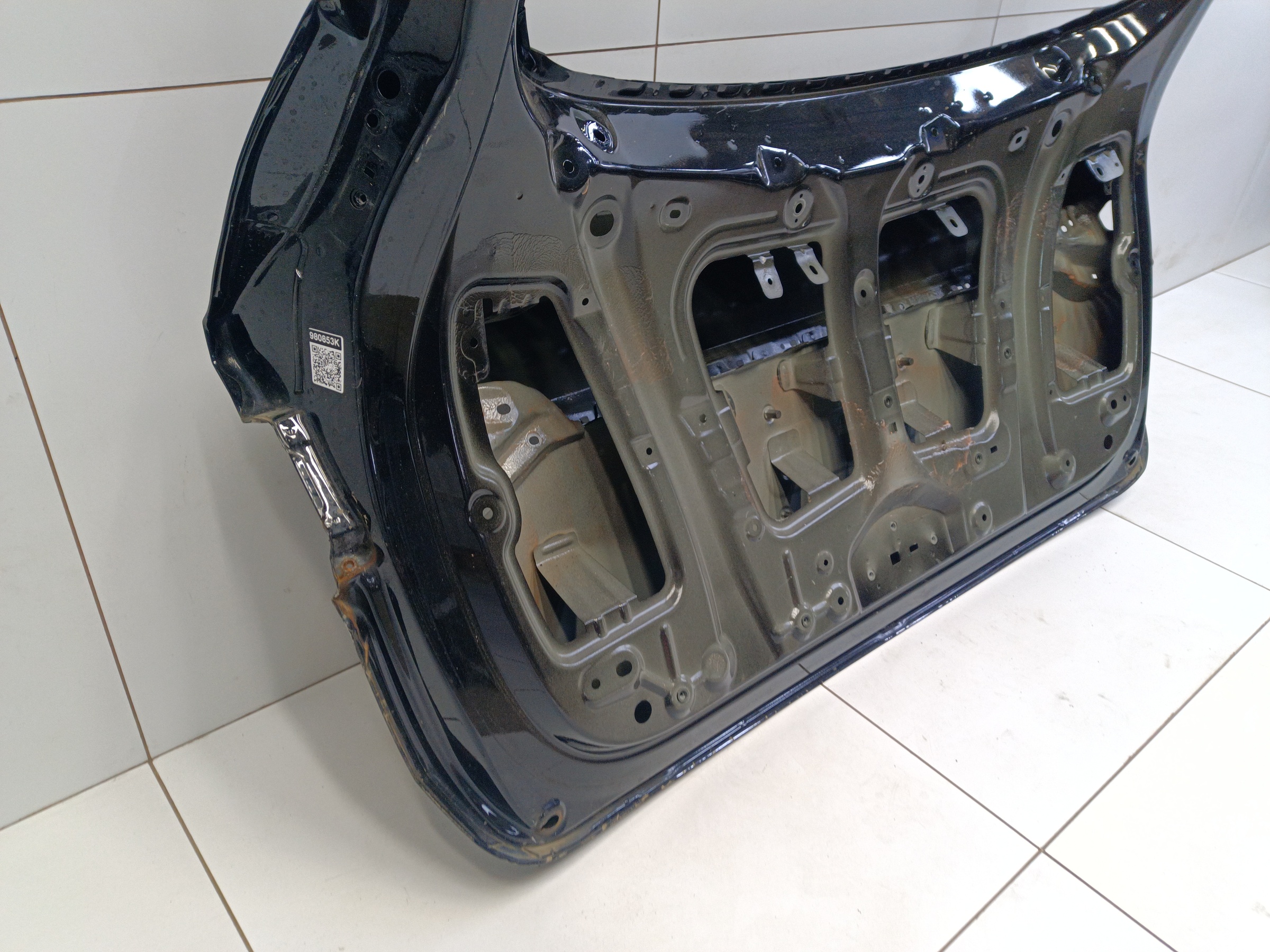 Крышка багажника Geely Tugella