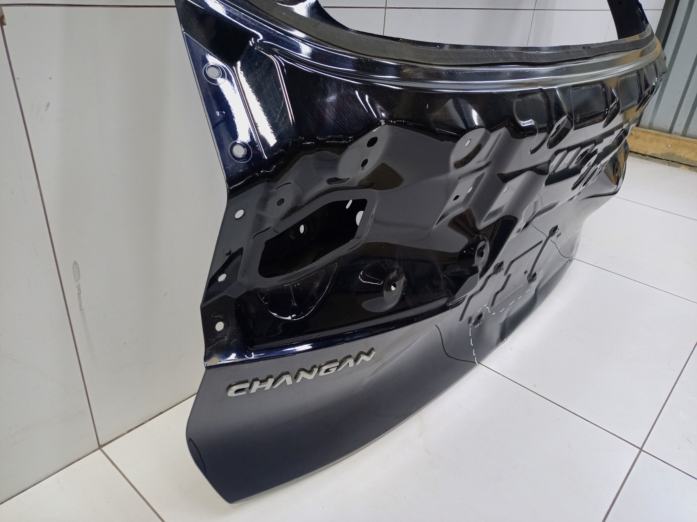 Крышка багажника Changan CS55Plus Restail