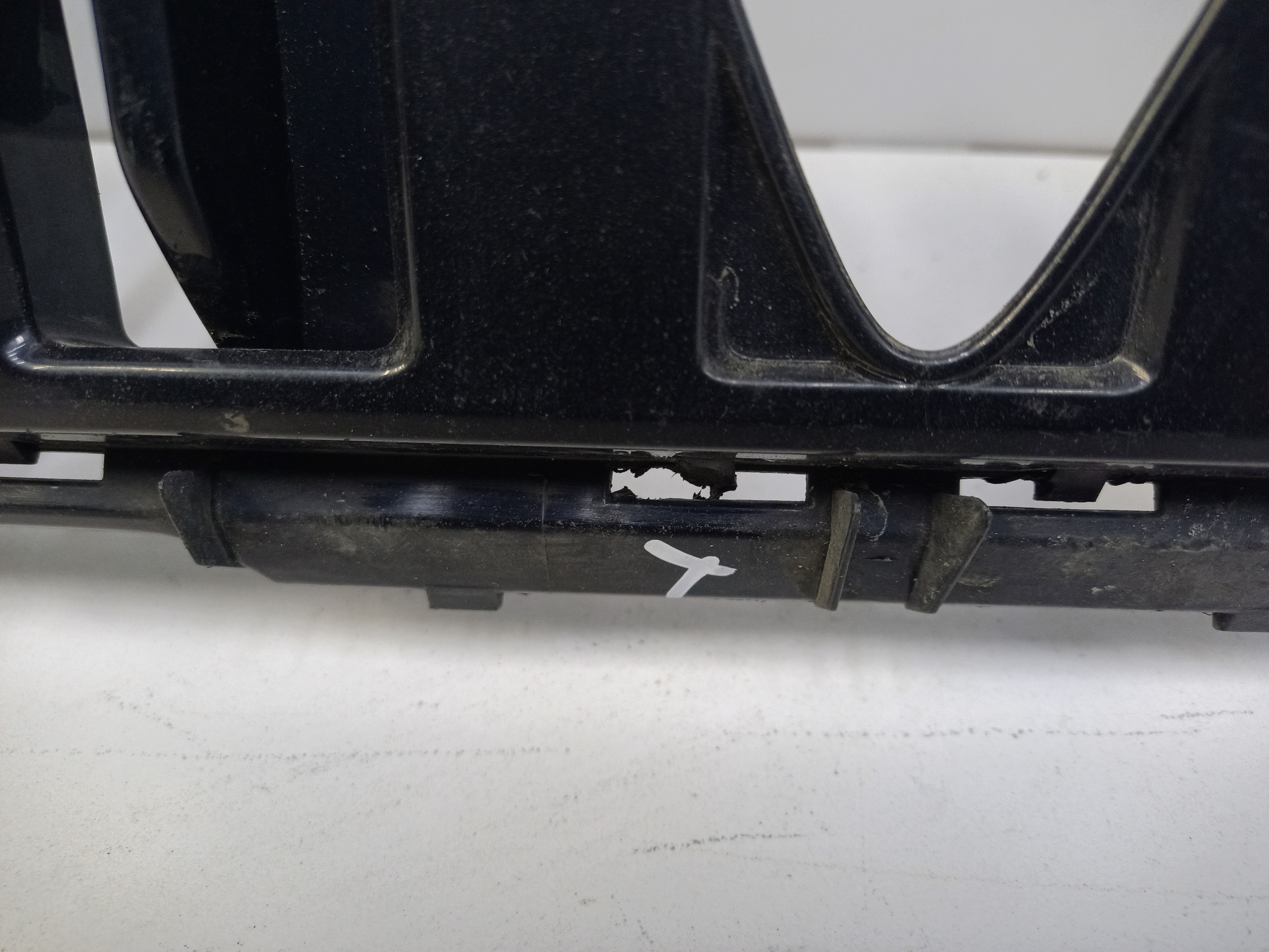 Решетка радиатора Voyah Free 1 Restail