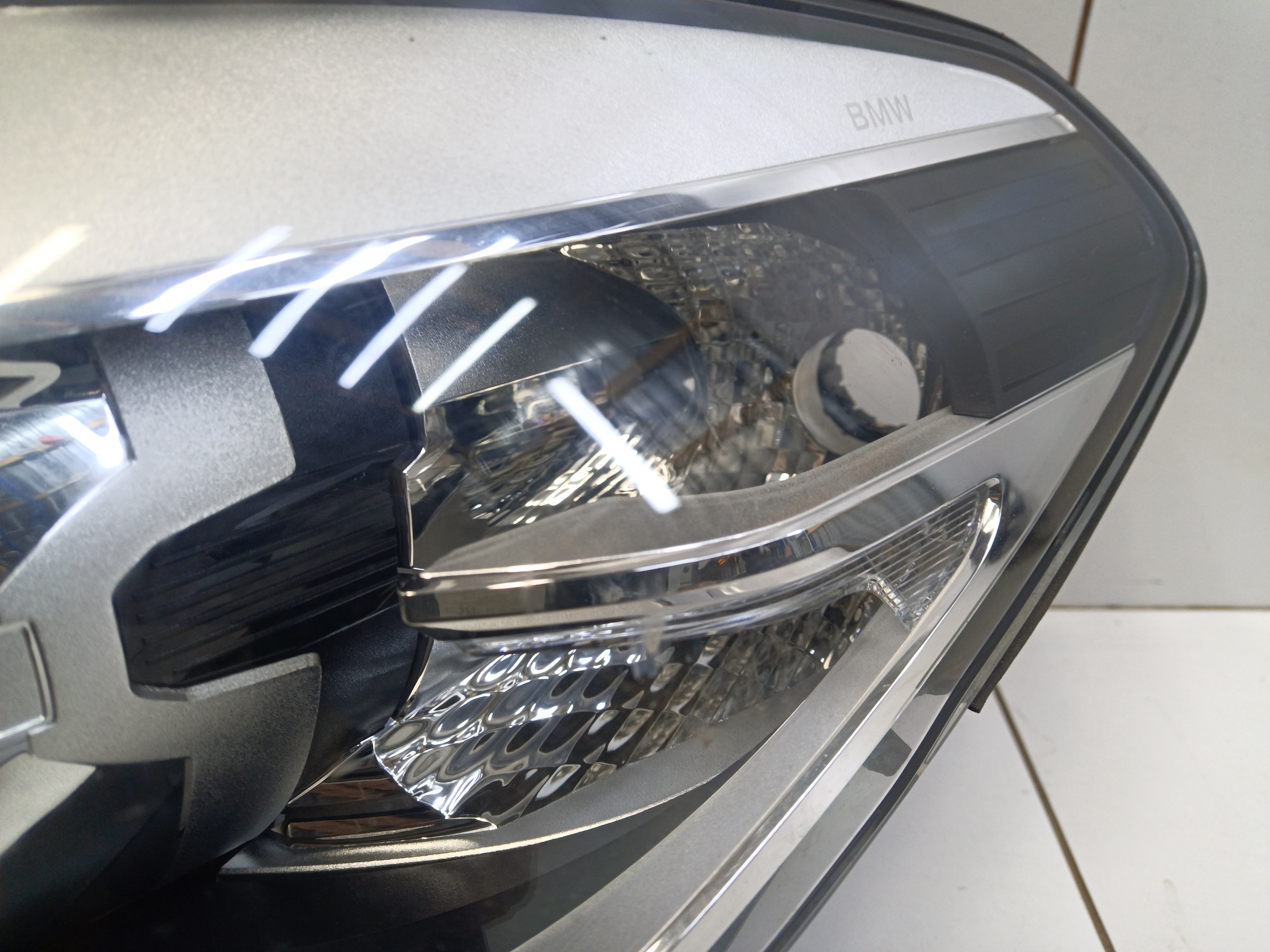 Фара передняя левая BMW 5er G30 LED