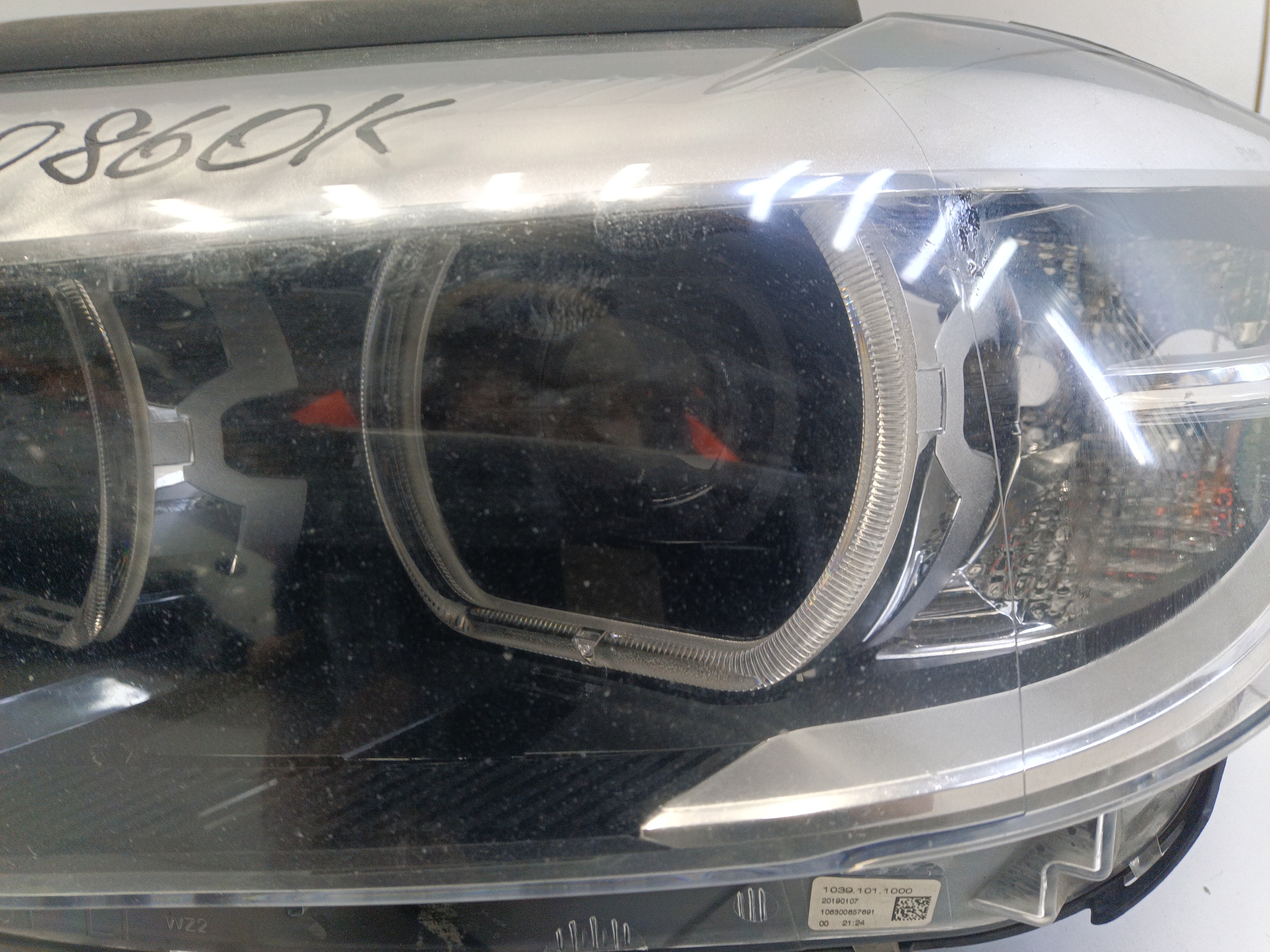 Фара передняя левая BMW 5er G30 LED