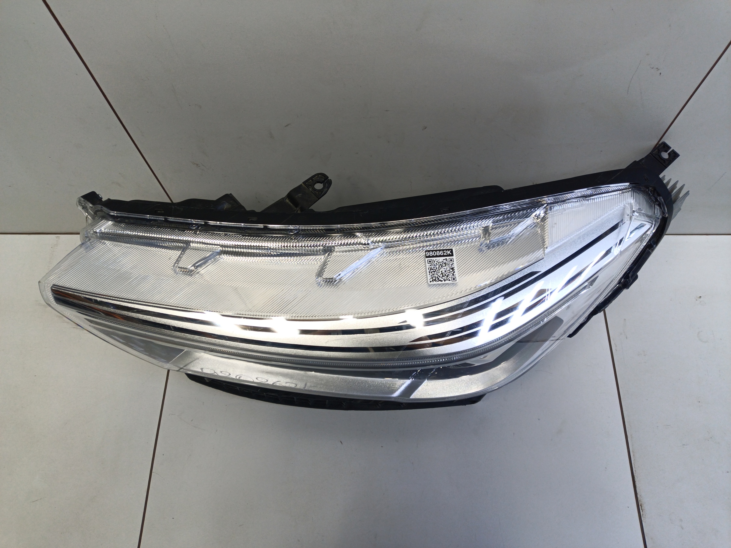 Фара передняя левая Haval M6 2 LED