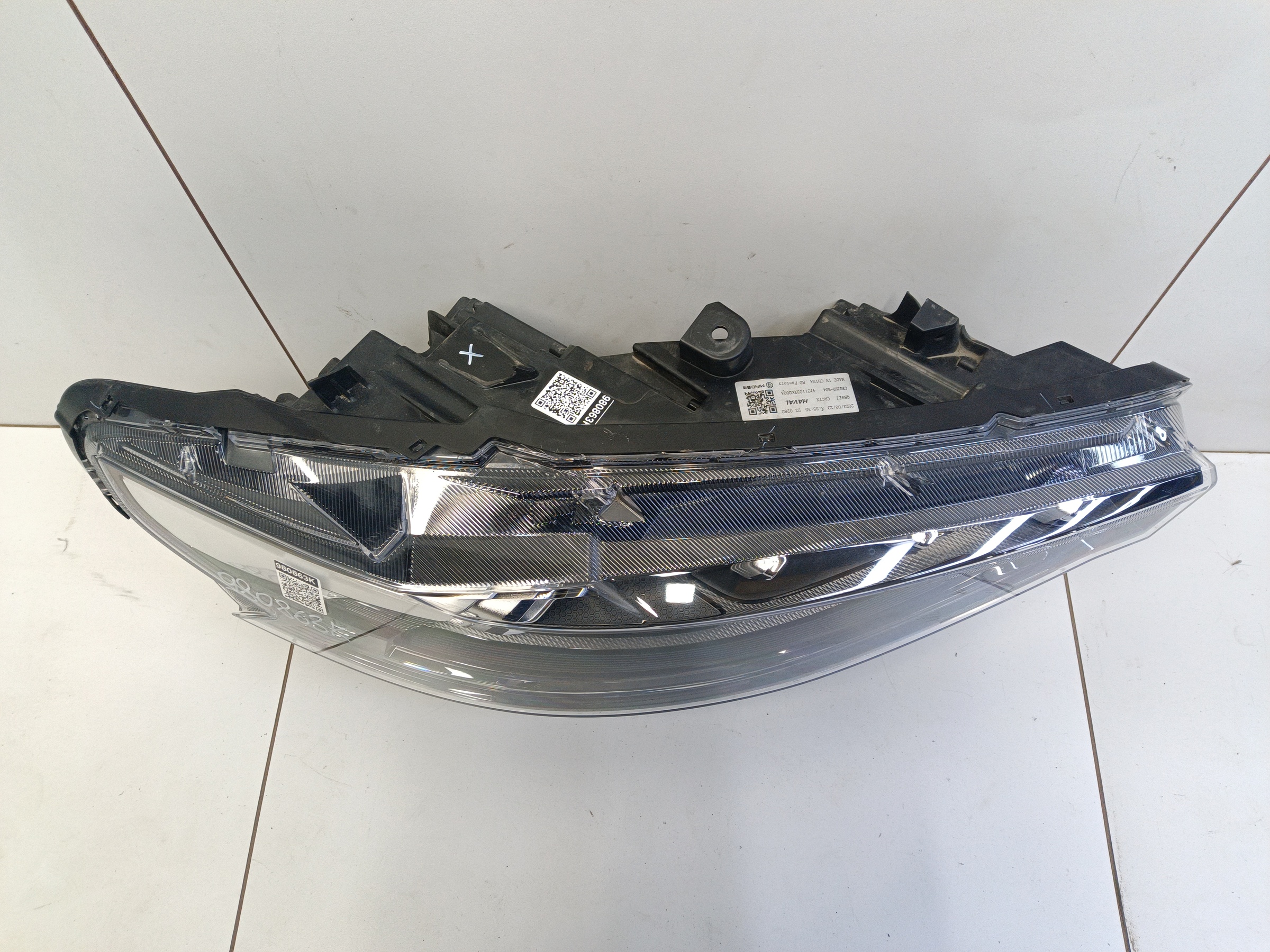 Фара передняя правая Haval F7 LED