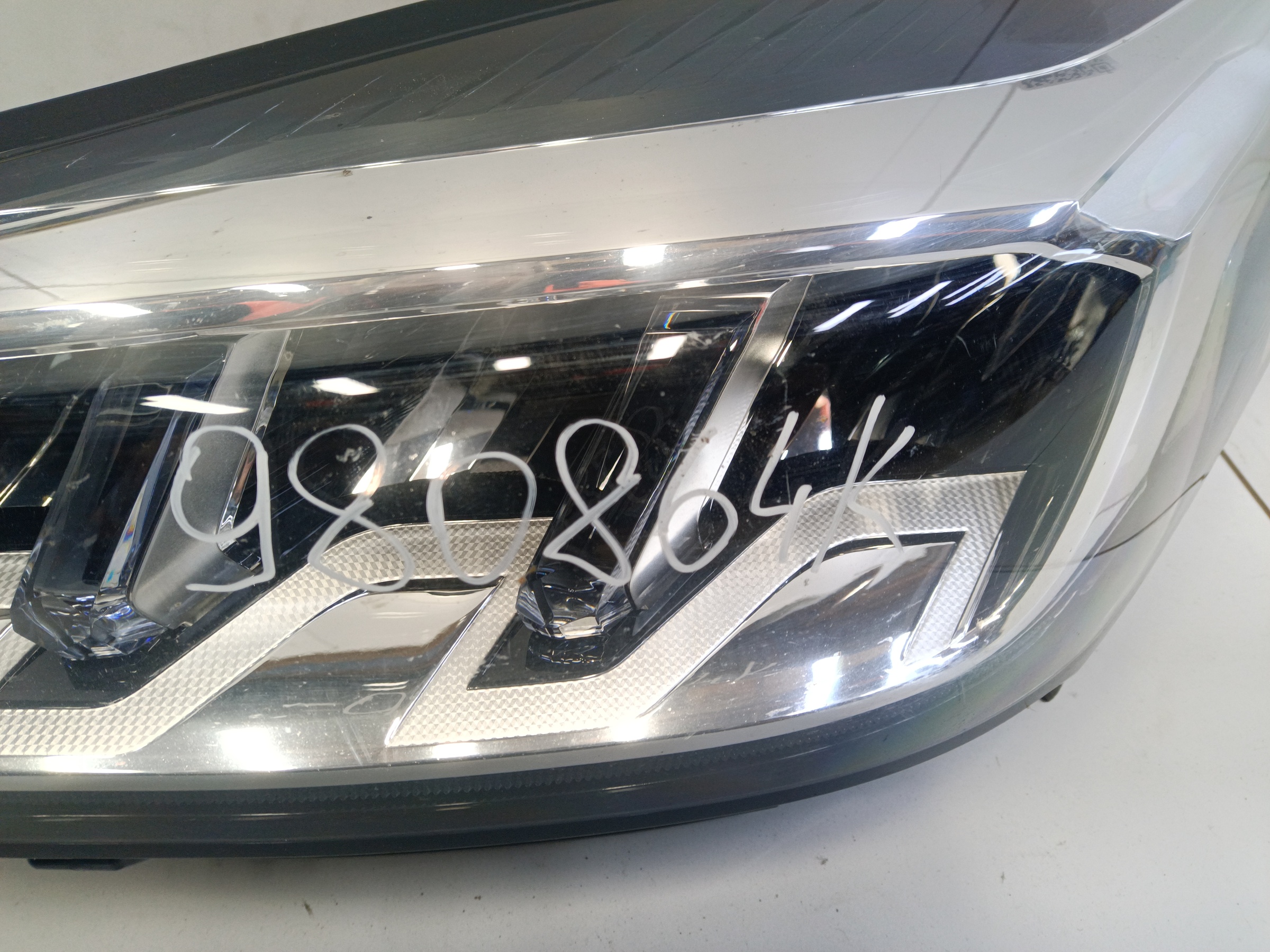 Фара передняя левая Chery Tiggo 7 Pro LED