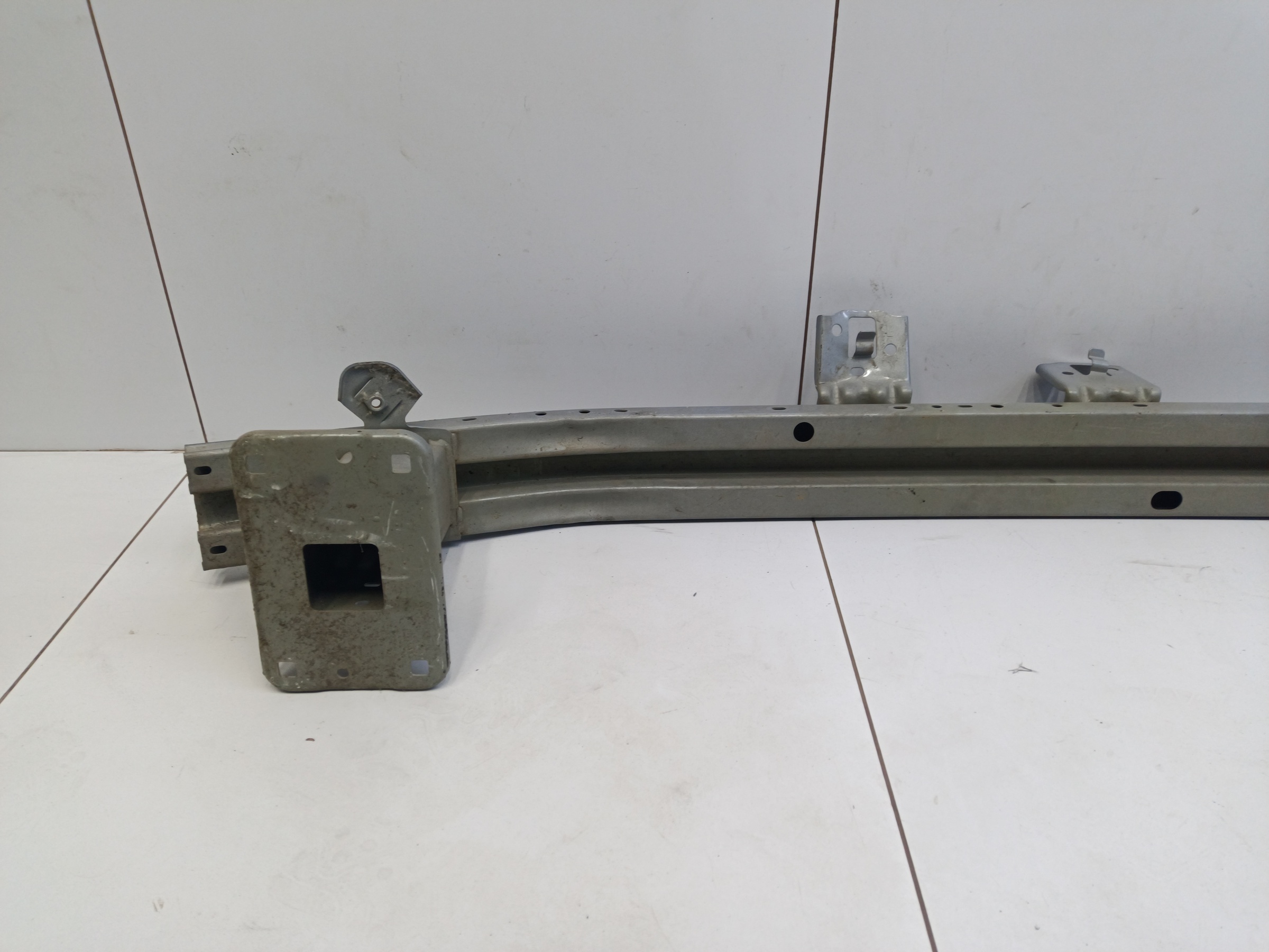 Усилитель переднего бампера Haval H6 3