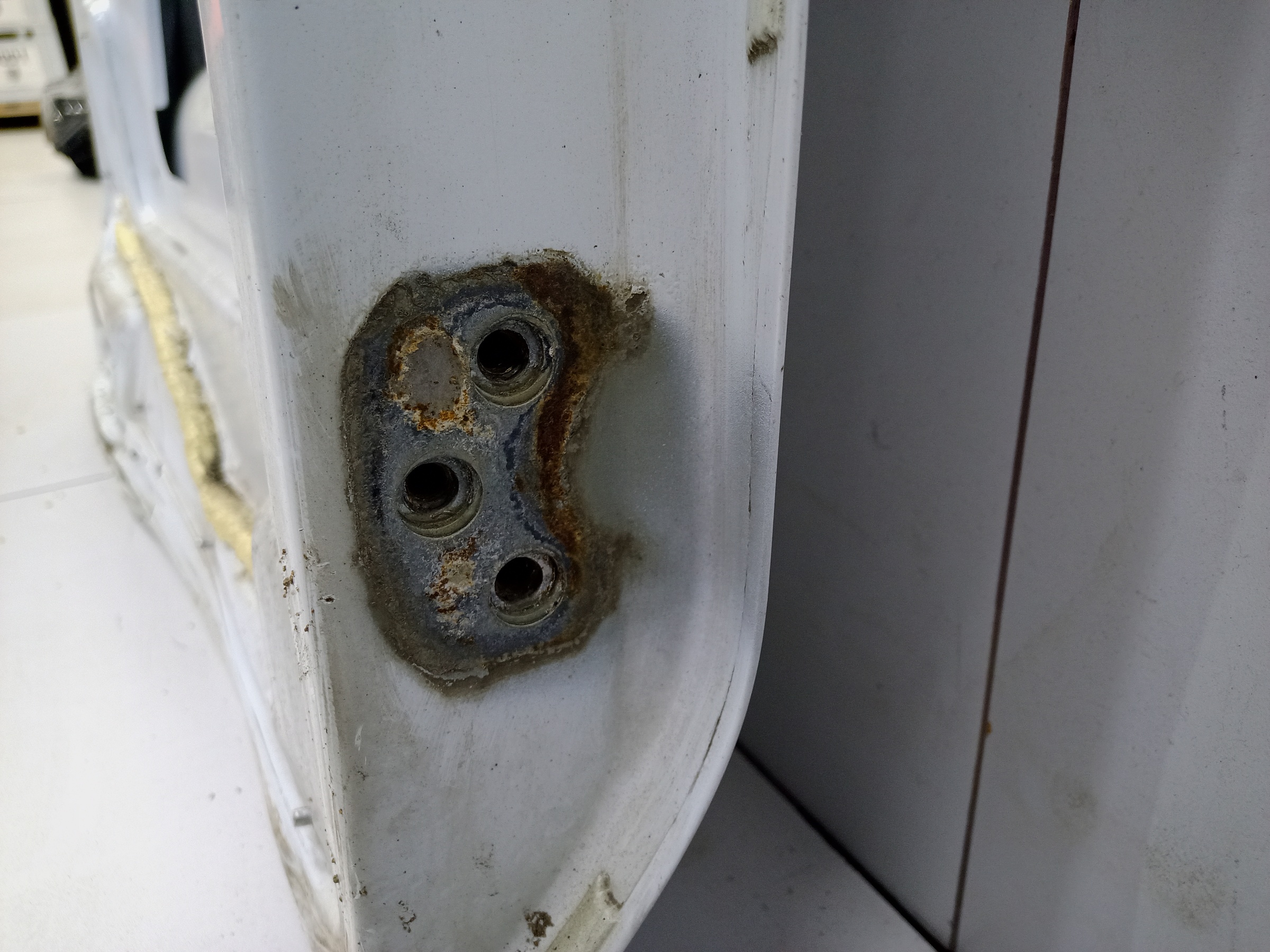 Дверь задняя левая распашная глухая Ford Transit 7 190см