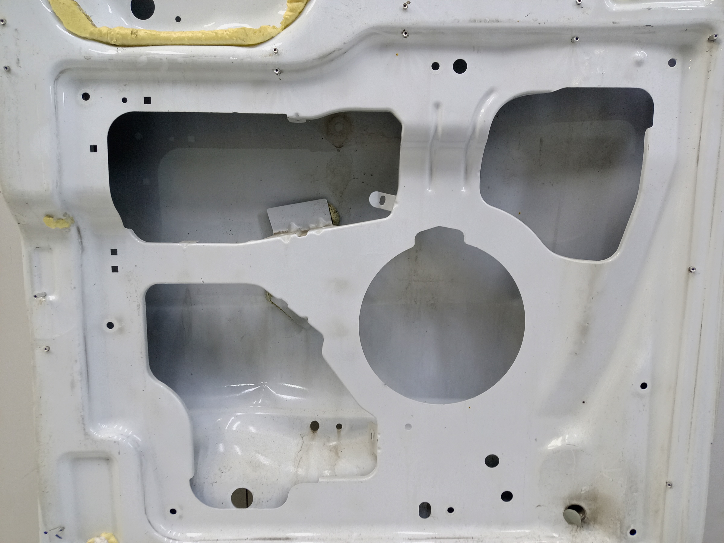 Дверь задняя левая распашная глухая Ford Transit 7 190см