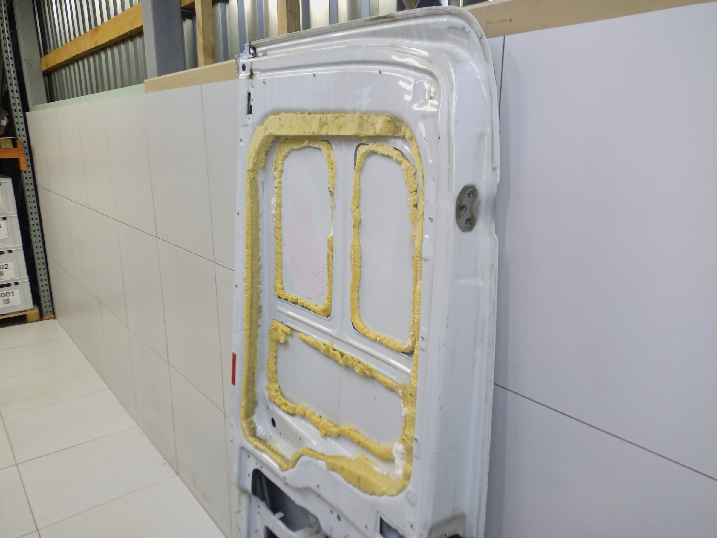 Дверь задняя левая распашная глухая Ford Transit 7 190см