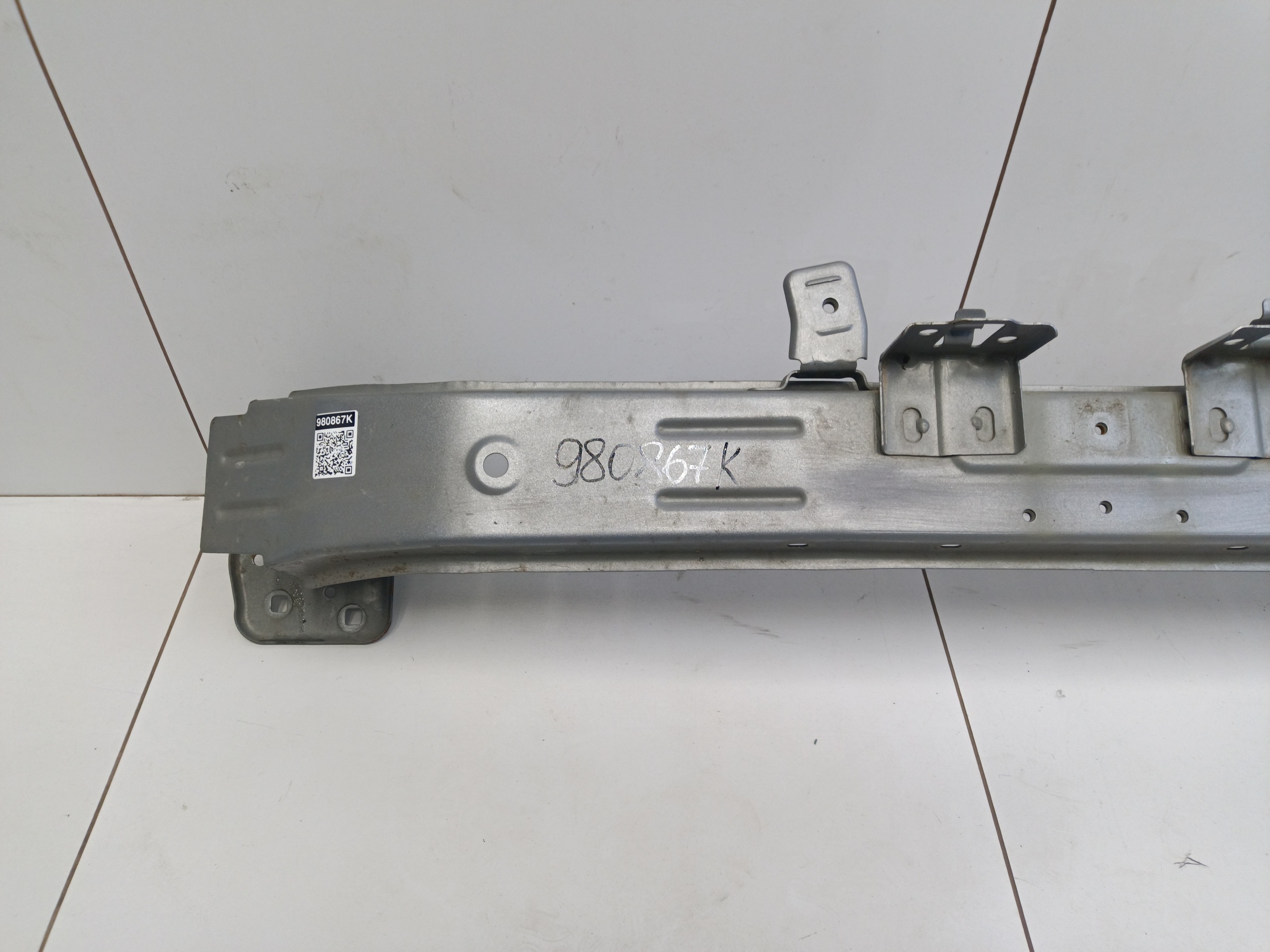 Усилитель переднего бампера Haval F7