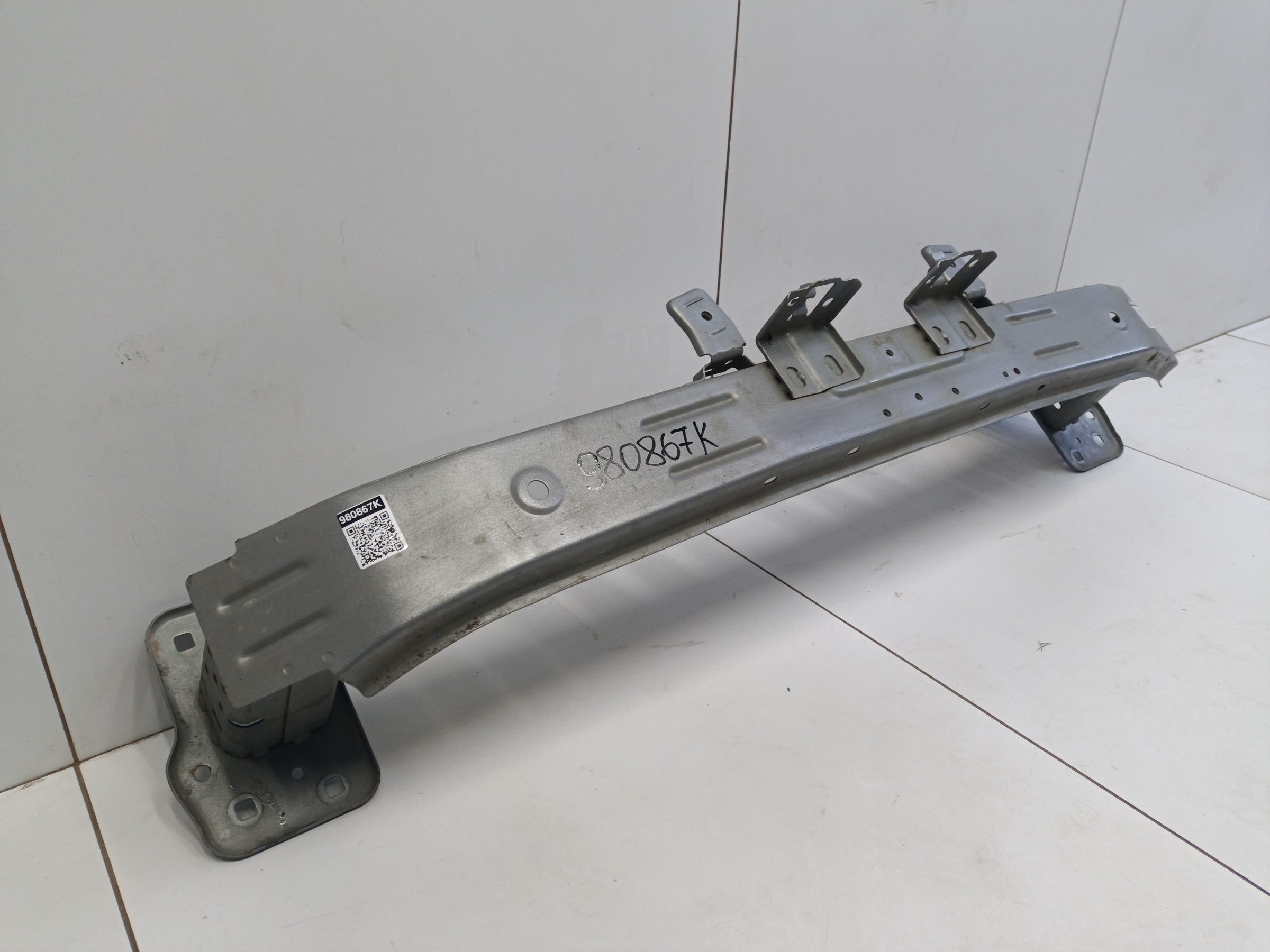 Усилитель переднего бампера Haval F7