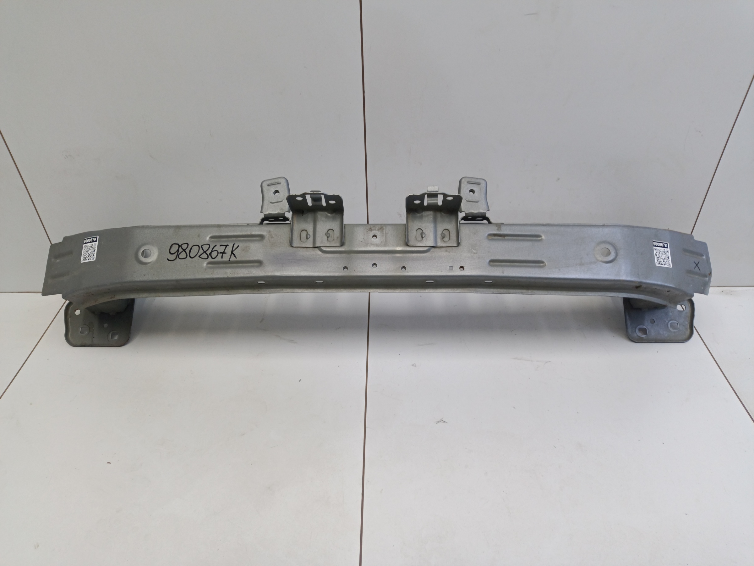 Усилитель переднего бампера Haval F7