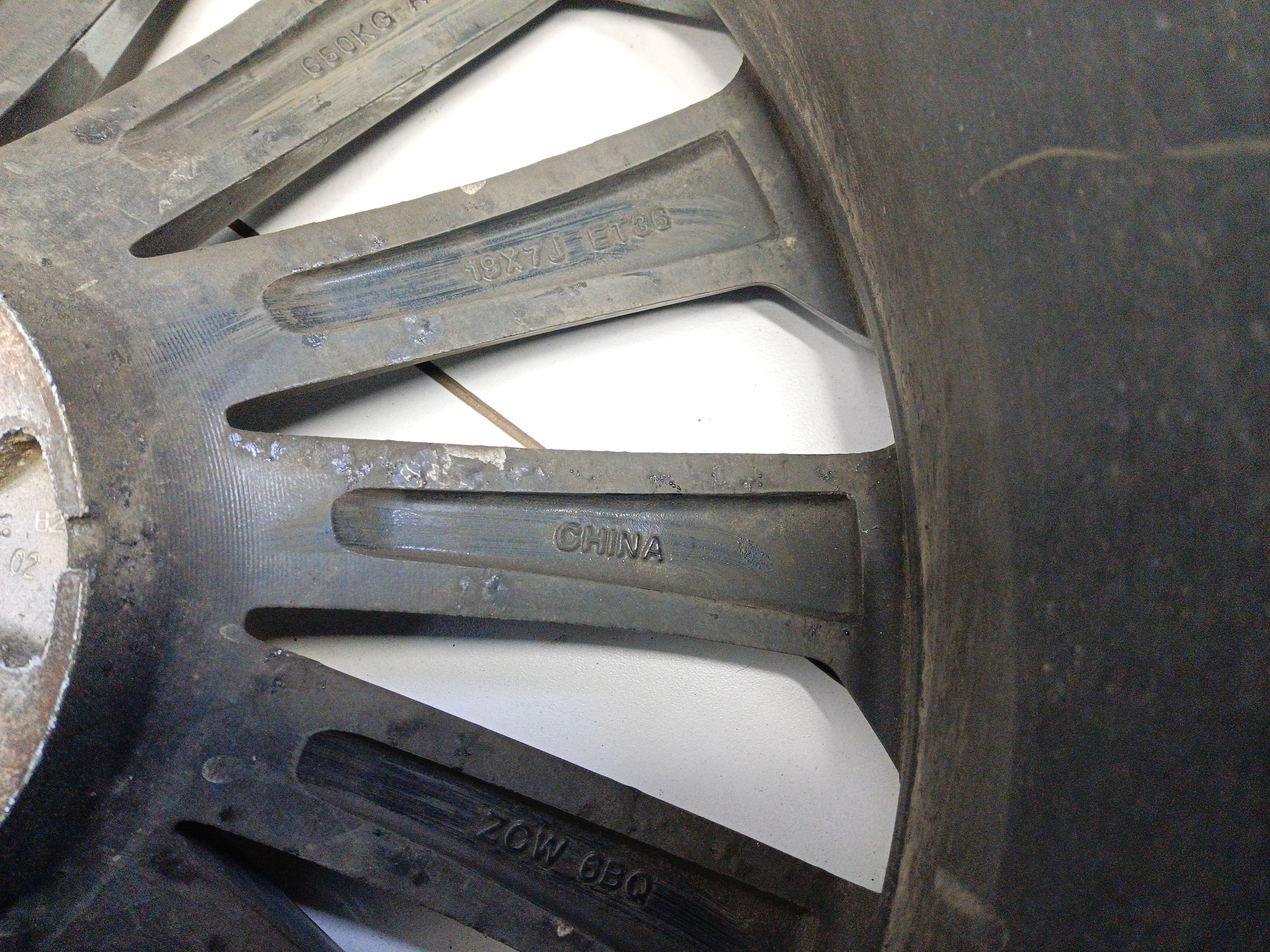 Диск колеса литой Exeed TXL R19