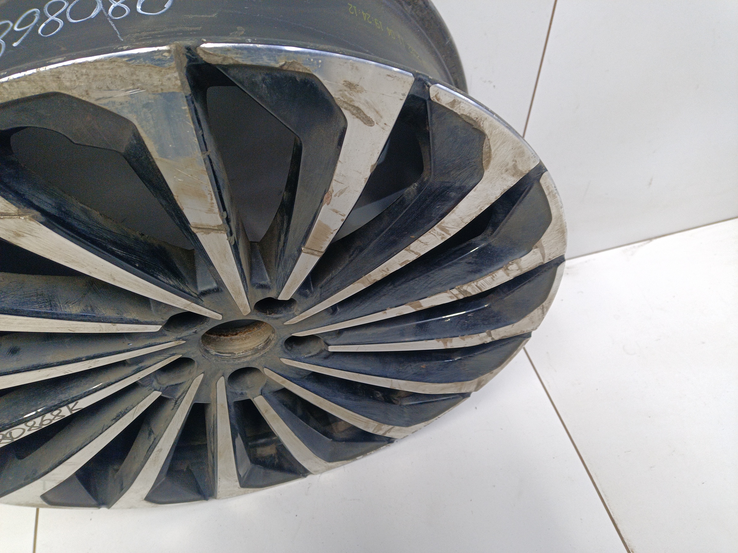 Диск колеса литой Exeed TXL R19