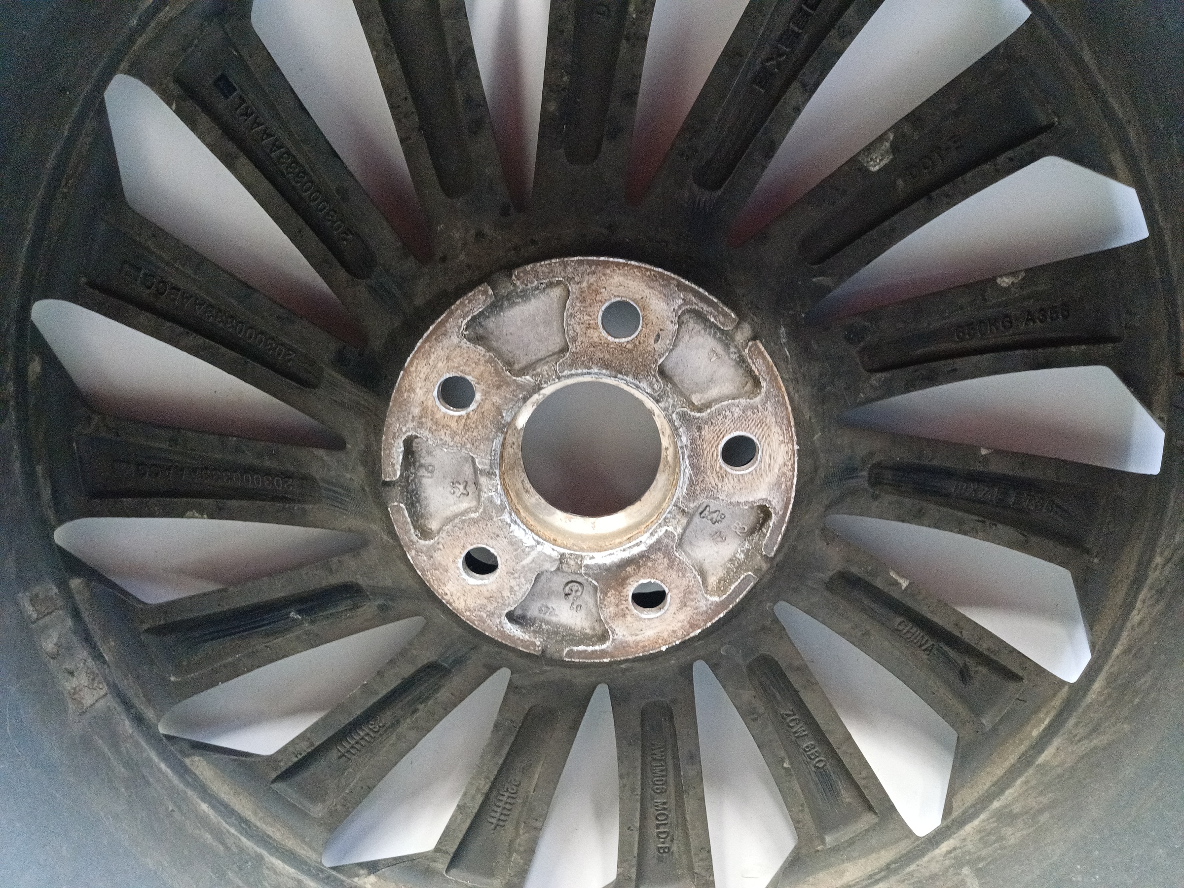 Диск колеса литой Exeed TXL R19