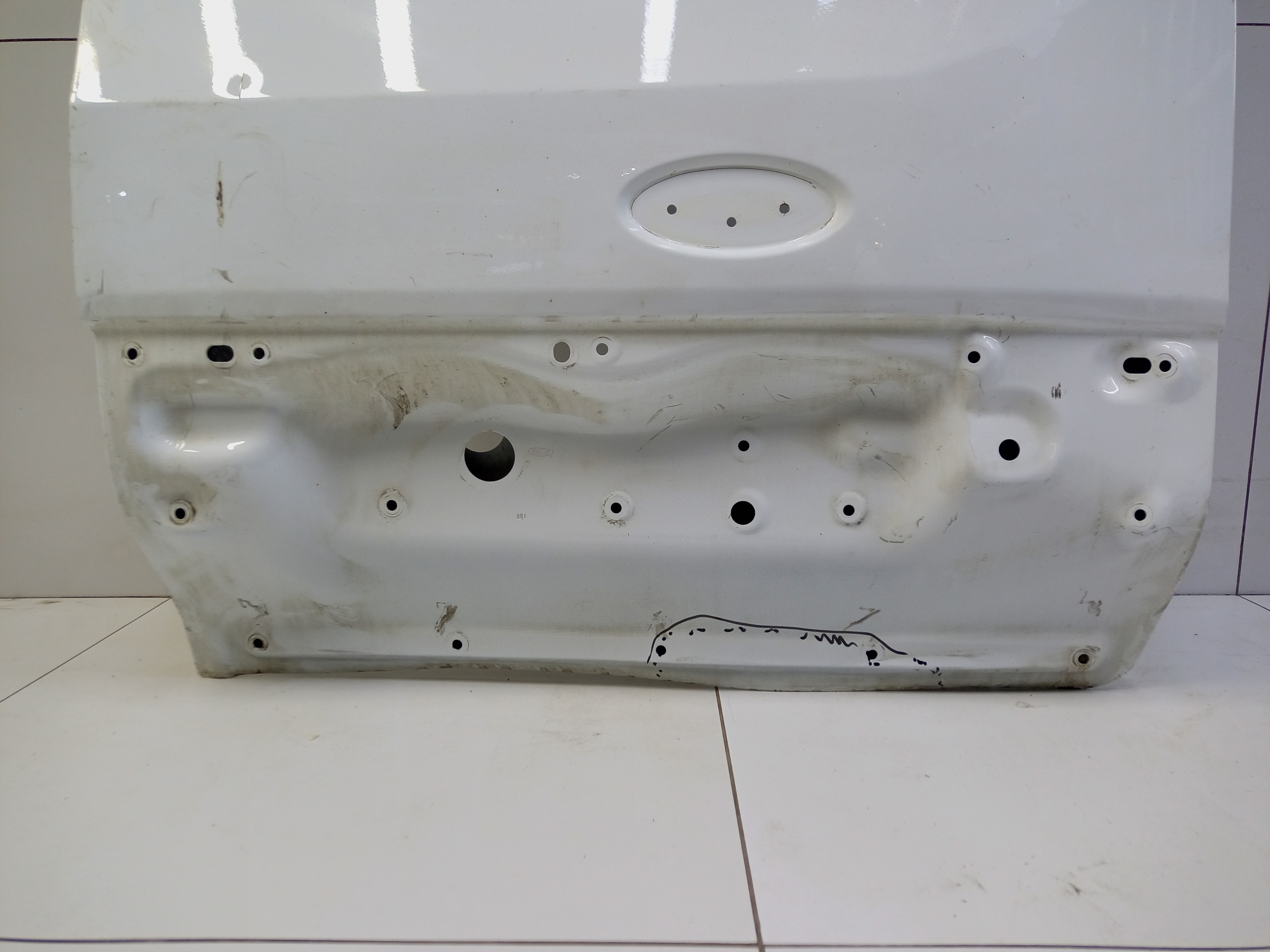 Дверь задняя правая распашная глухая Ford Transit 7 190см