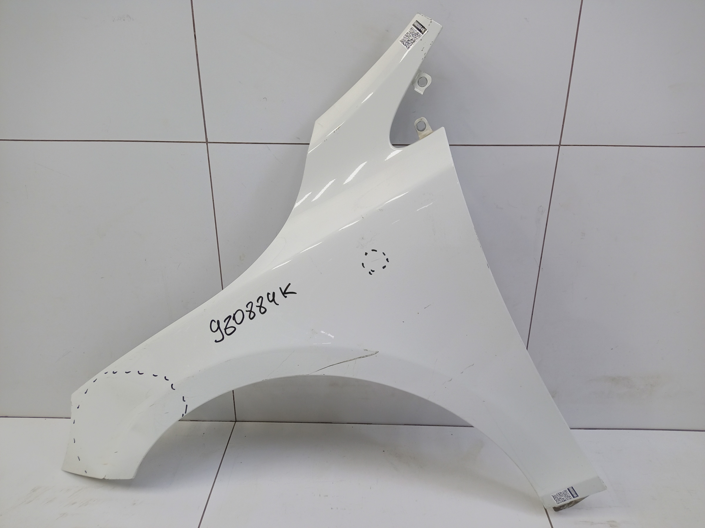 Крыло переднее левое Volvo V40 2