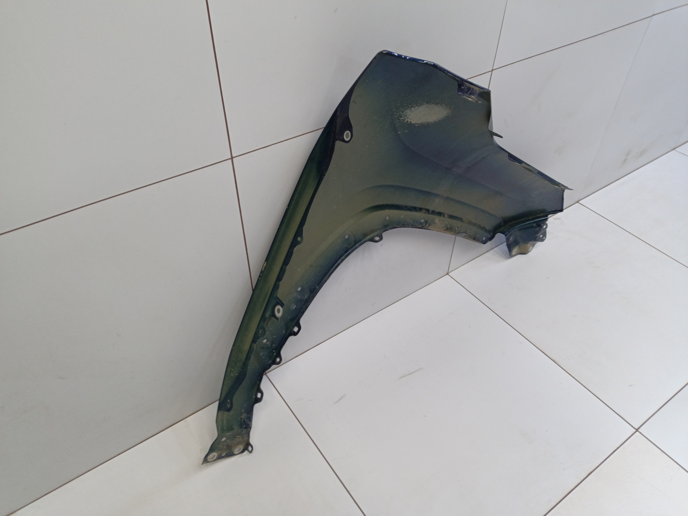 Крыло переднее левое Toyota RAV4 XA50